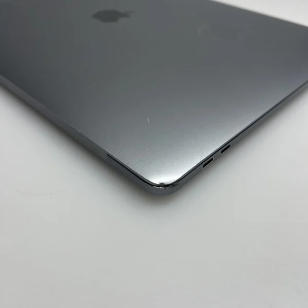 Apple MacBook Pro 15-inch 