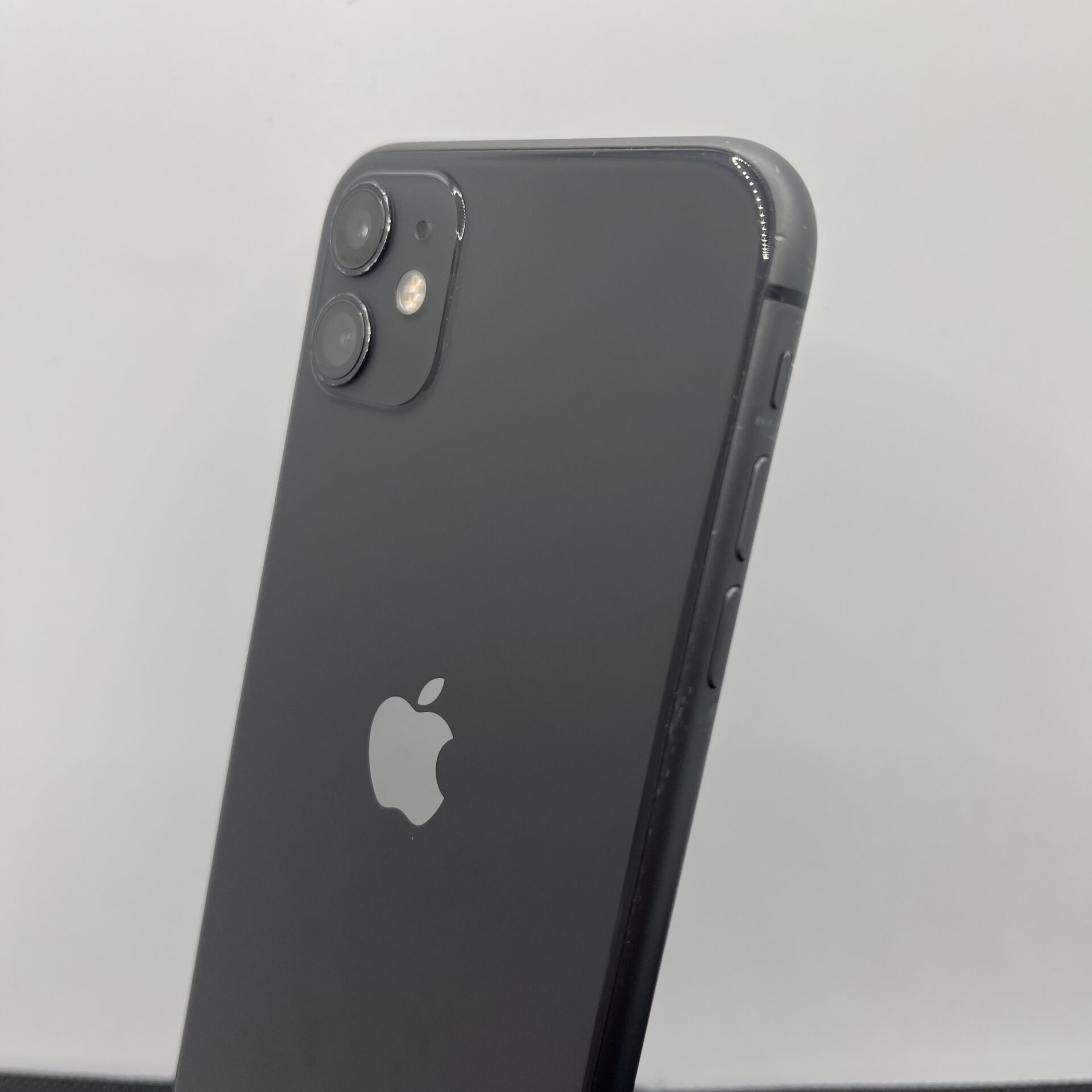 Apple iPhone 11 128GB Black (Condition: Good) | Epic Deals SA
