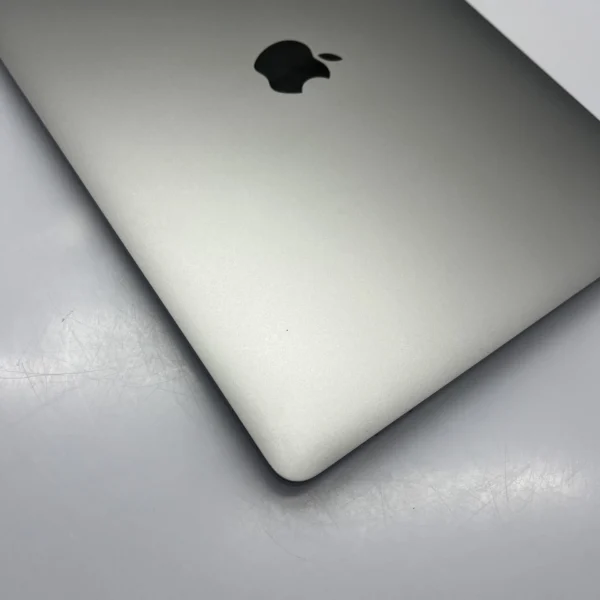 Apple MacBook Pro 