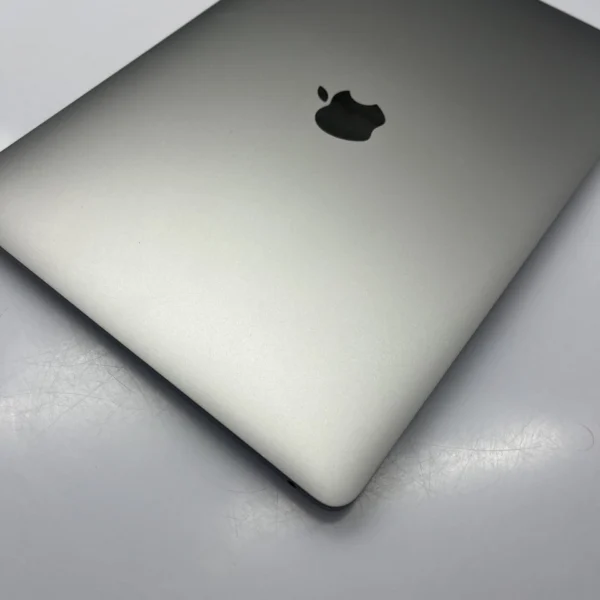 Apple MacBook Pro 