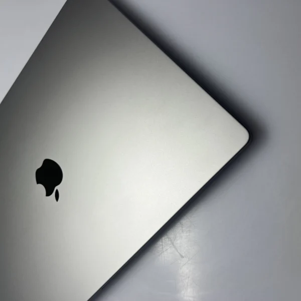 Apple MacBook Pro 16-inch 