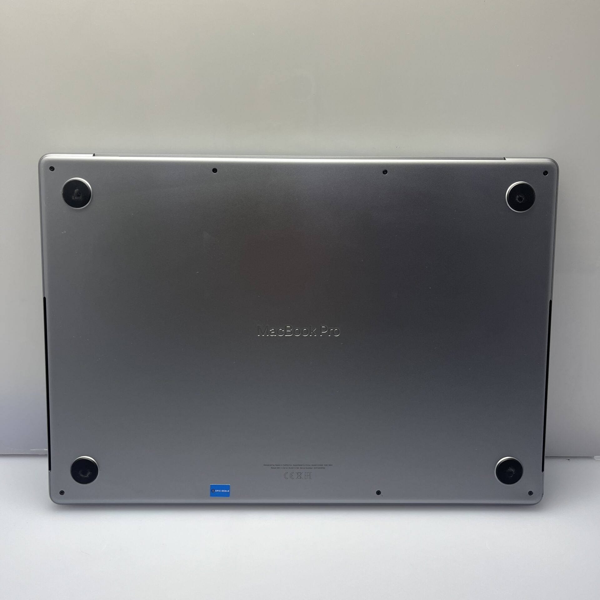 Apple MacBook Pro 16-inch "M1 Max" 10CPU/32GPU 32GB RAM 1TB SSD Space Gray (Condition: Good) - Image 10