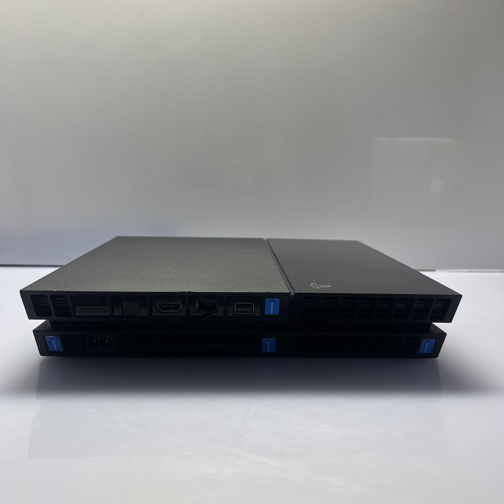 Sony PlayStation 4 Original 1TB Black (Condition: Good) - Image 5