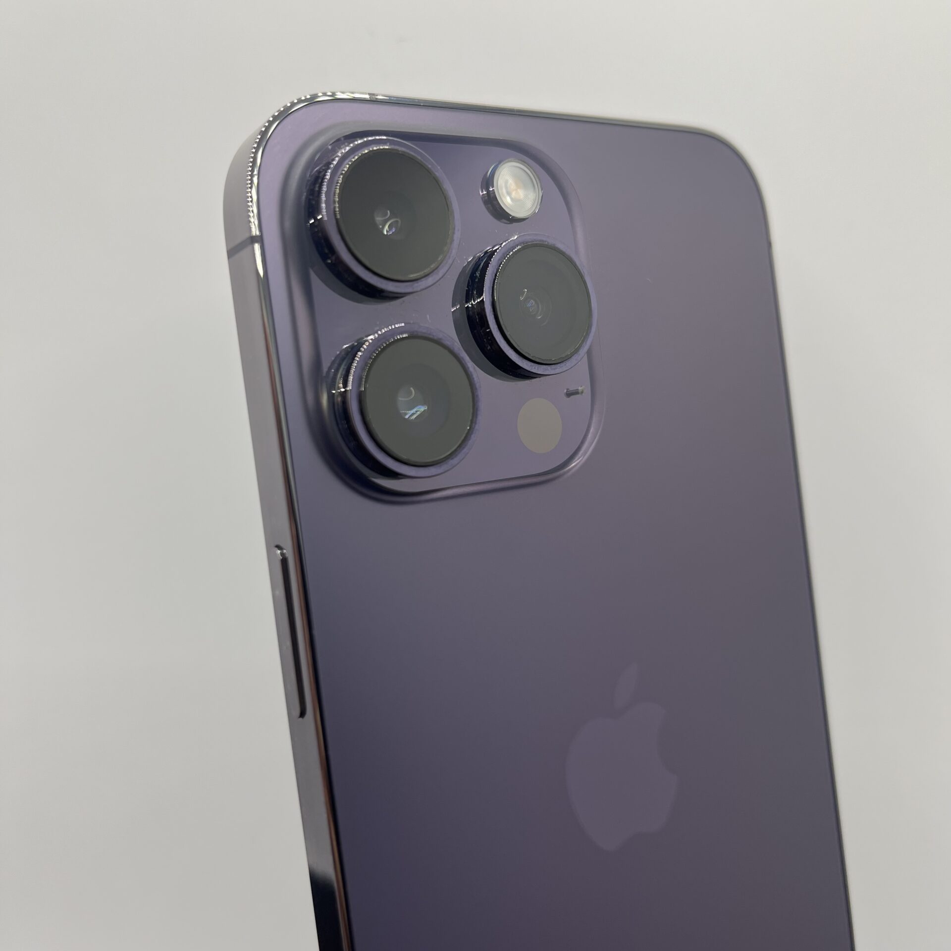 Apple iPhone 14 Pro Max 256GB Deep Purple - Shadow Spots (Condition: Good) - Image 8