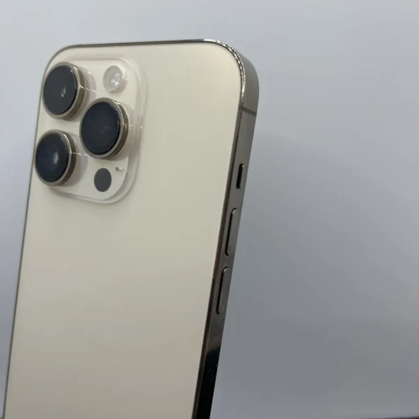 Apple iPhone 14 Pro 256GB Gold - Shadow Spots on 3x Zoom Camera