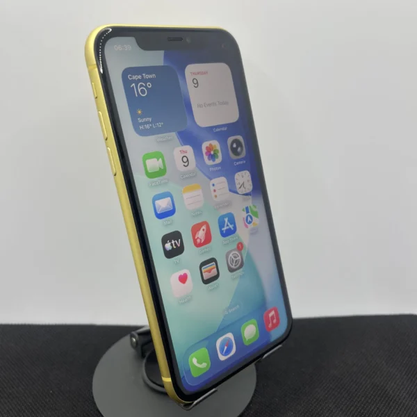 Apple iPhone 11 128GB Yellow (Condition: Good) | Epic Deals SA