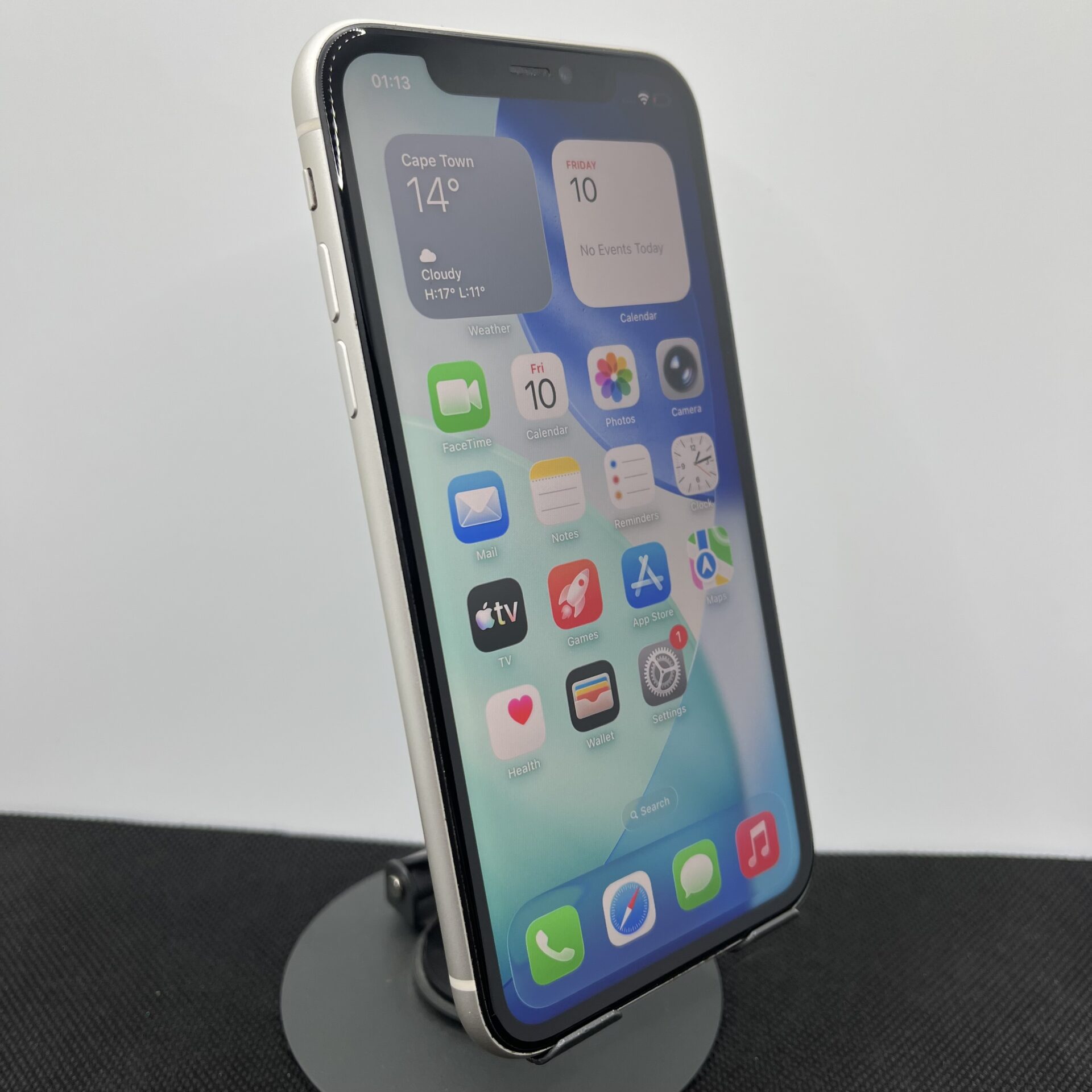 Apple iPhone 11 128GB White (Condition: Good) - Image 3