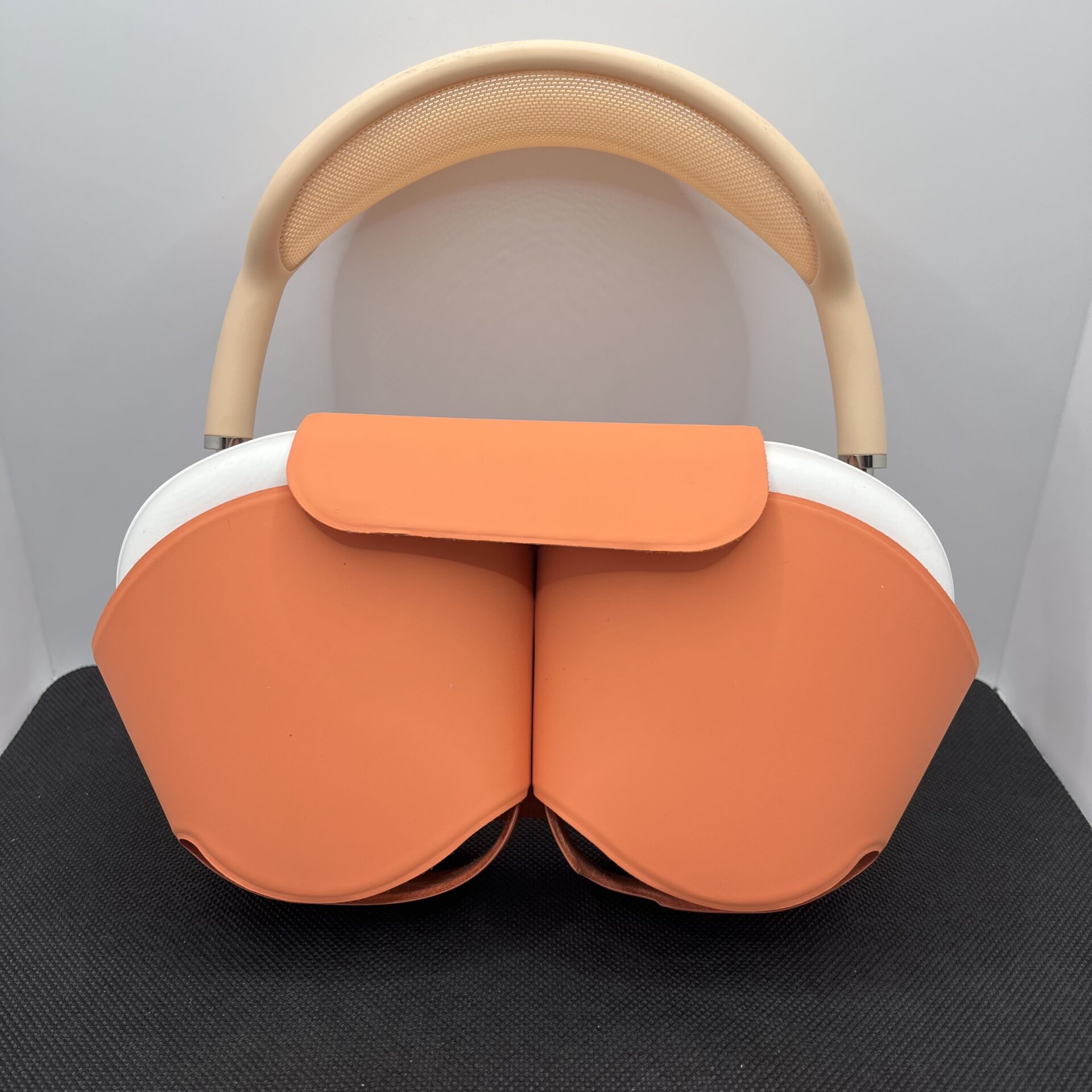 Apple AirPods Max Orange (Condition: Excellent) - Image 7