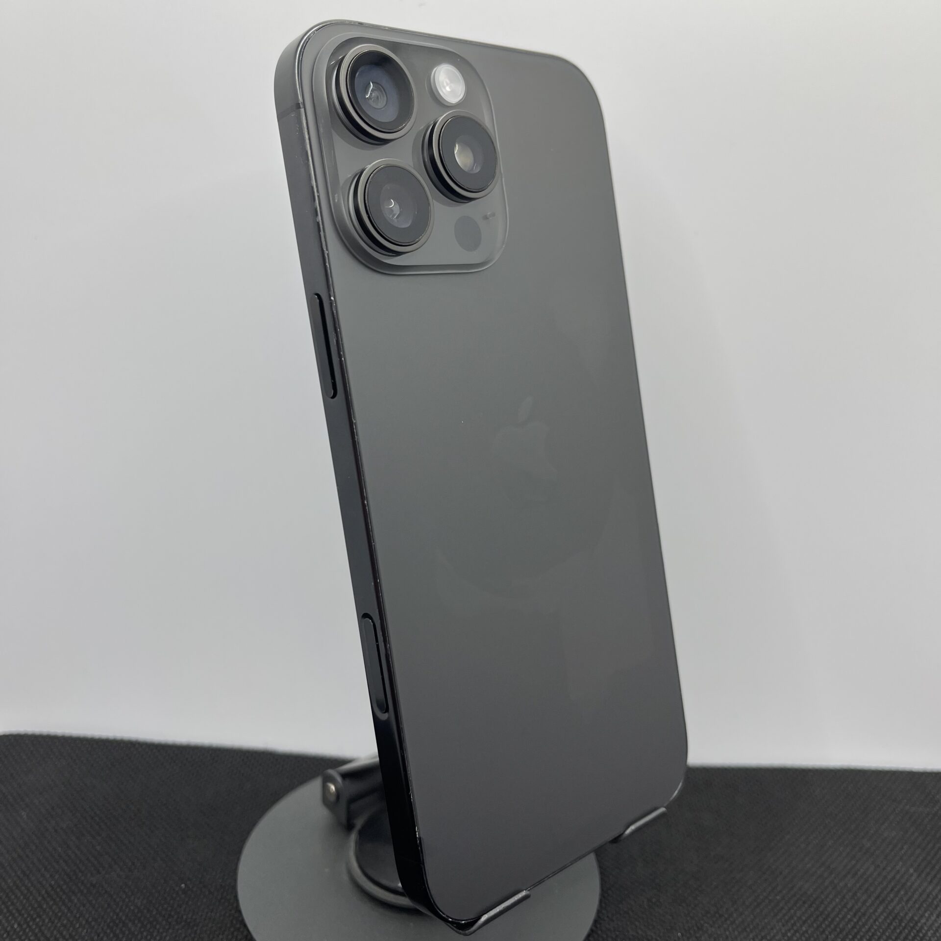 Apple iPhone 16 Pro Max 256GB Black Titanium (Condition: Good) - Image 7