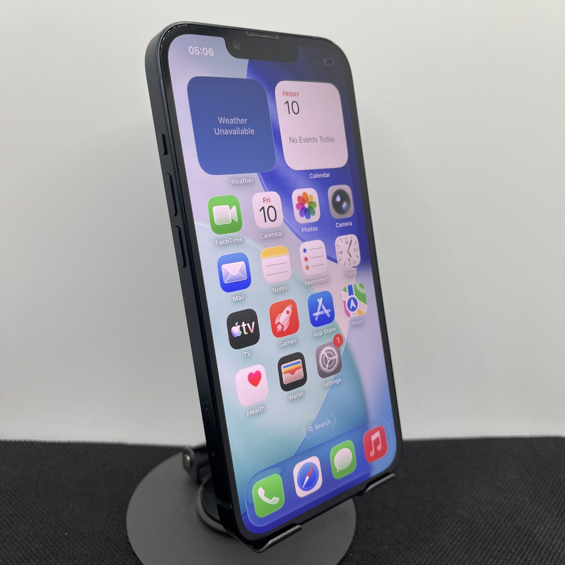 Apple iPhone 13 128GB Midnight (Condition: Good) - Image 3