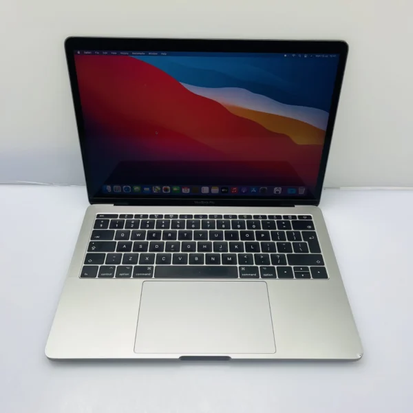 Apple MacBook Pro 13-Inch 