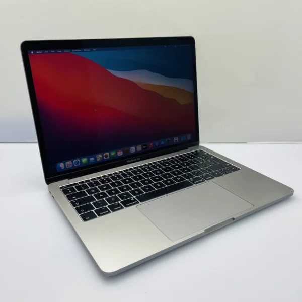 Apple MacBook Pro 13-Inch 