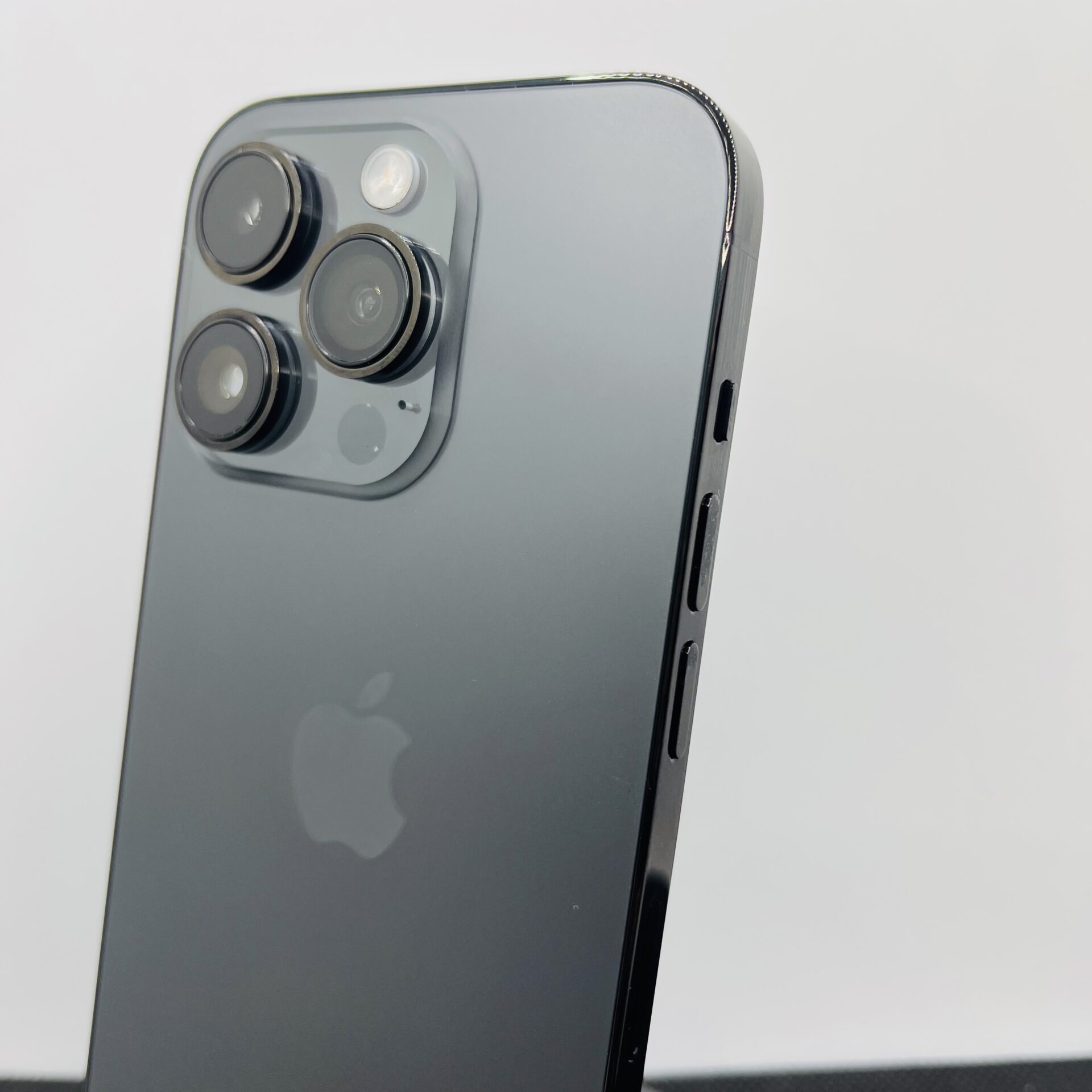 Apple iPhone 14 Pro 512GB Space Black - Shadow Spots (Condition: Good) - Image 10