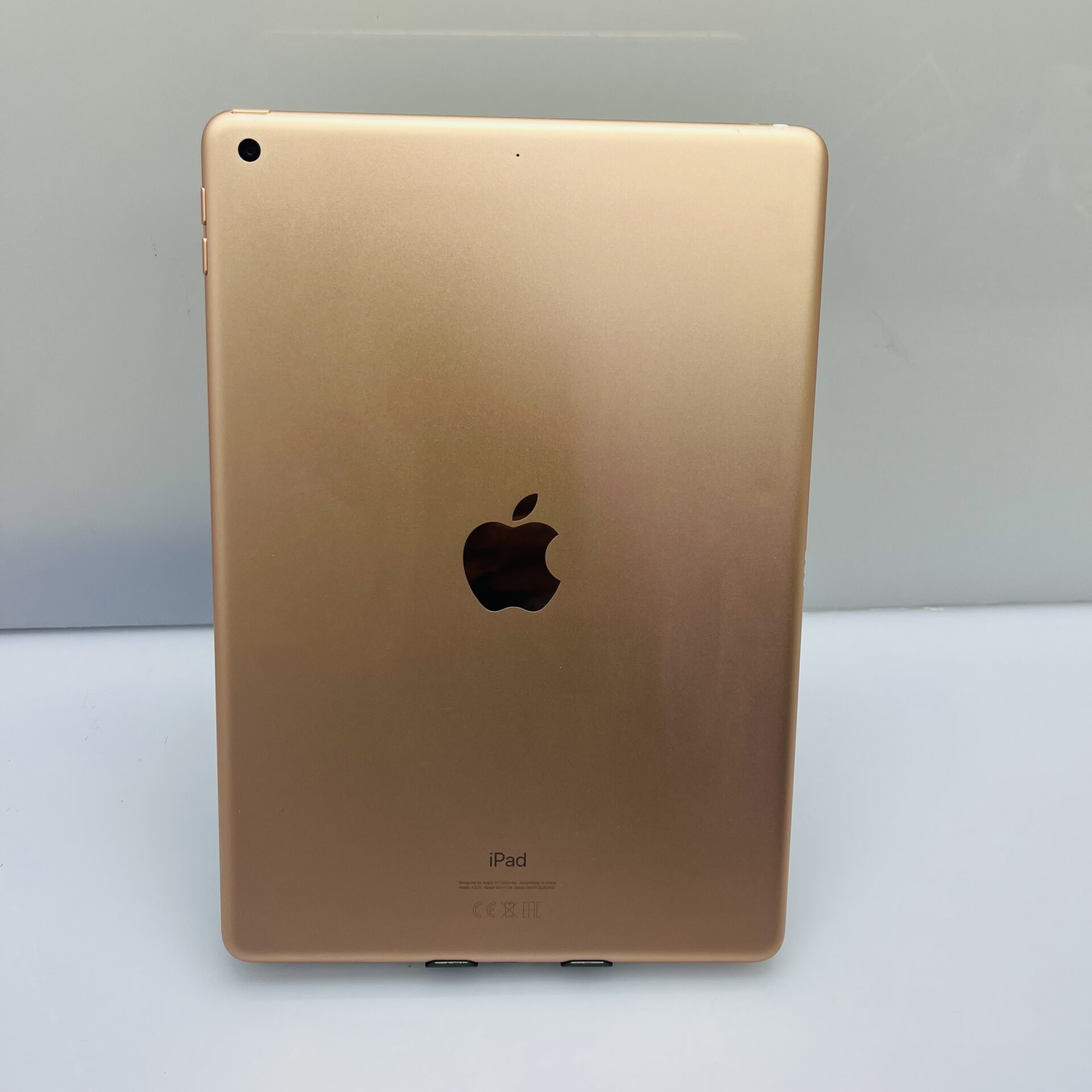 Apple iPad 10.2" 8th Gen 32GB (WiFi Only) Gold - Touch ID Not Working (Condition: Good) - Image 9
