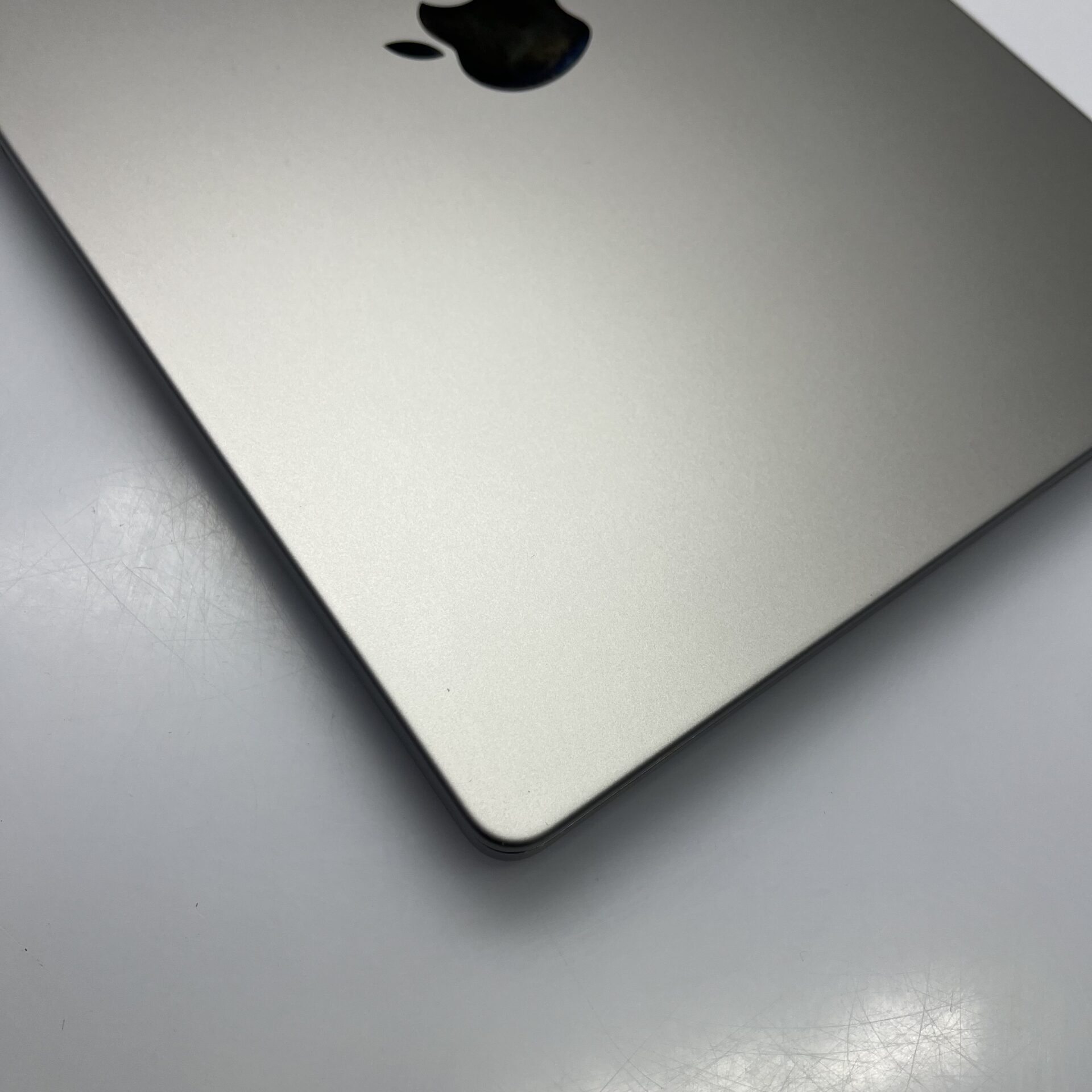 Apple MacBook Pro "M2 Pro" 14-Inch 10 CPU/16 GPU (2023) 16GB RAM 512GB SSD Space Gray (Condition: Good) - Image 8