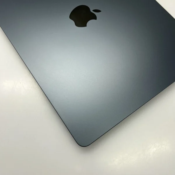 Apple MacBook Air 13-inch 