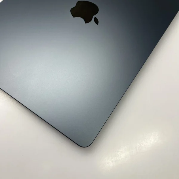 Apple MacBook Air 13-inch 