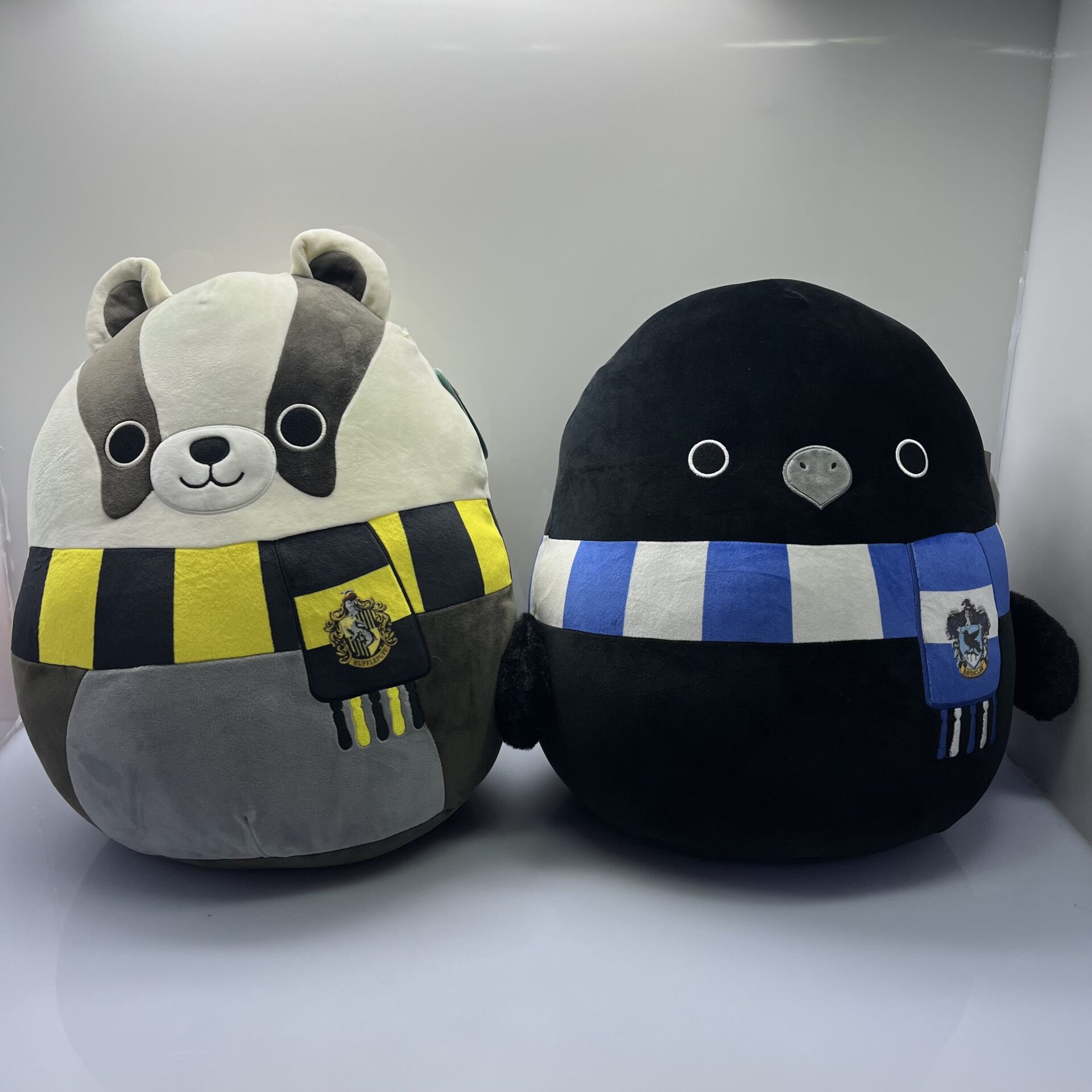 COMBO DEAL: Squishmallow Large Plush 16-inch Hufflepuff Badger, Ravenclaw Raven and Philomena Purple Toad Combo (Condition: Good) - Image 7