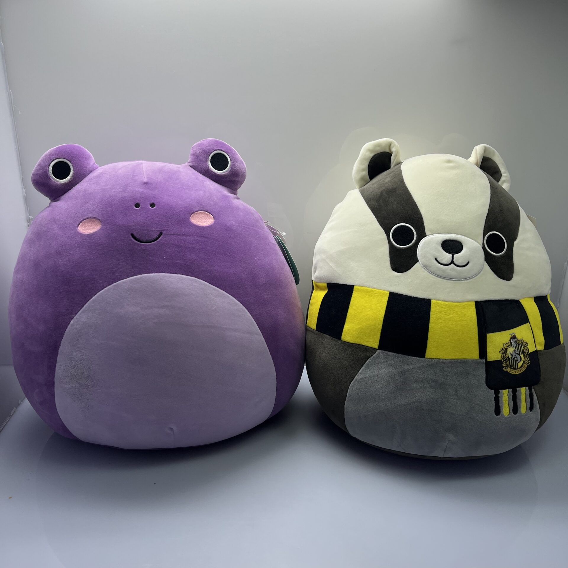 COMBO DEAL: Squishmallow Large Plush 16-inch Hufflepuff Badger, Ravenclaw Raven and Philomena Purple Toad Combo (Condition: Good) - Image 8