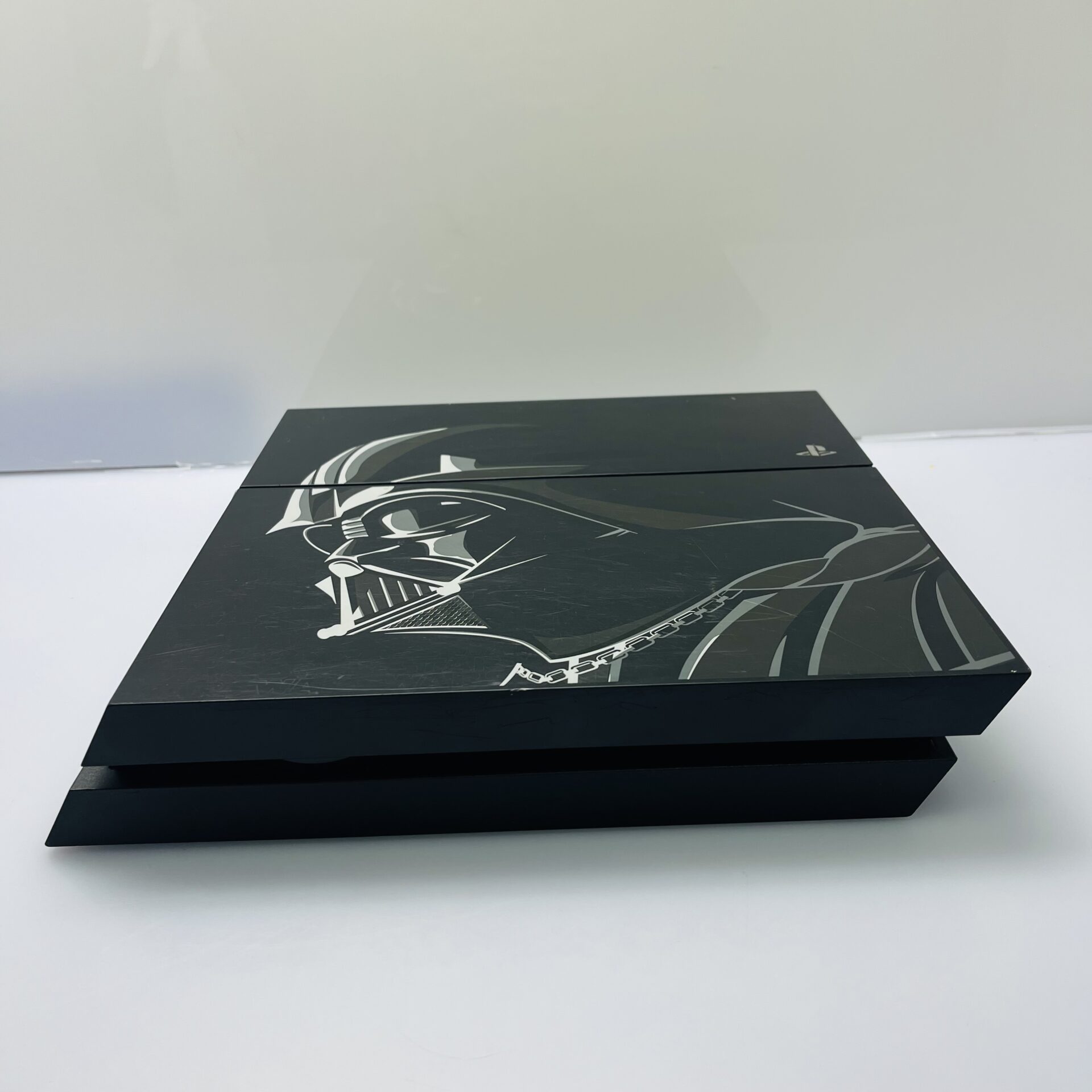 Sony PlayStation 4 500GB Star Wars Darth Vader Limited Edition + Controller + HDMI + Power Cable (Condition: Good) - Image 6