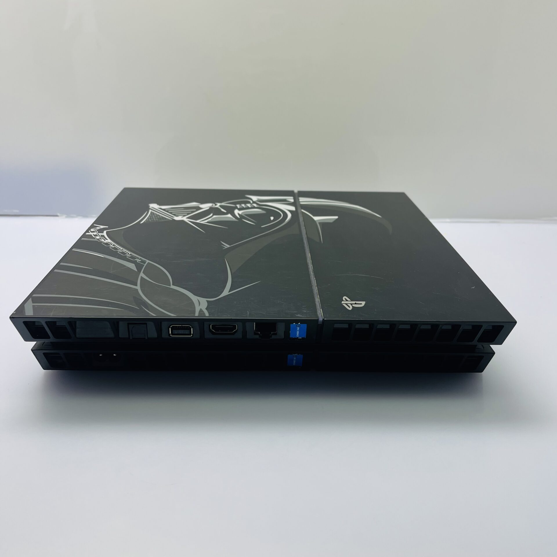 Sony PlayStation 4 500GB Star Wars Darth Vader Limited Edition + Controller + HDMI + Power Cable (Condition: Good) - Image 5