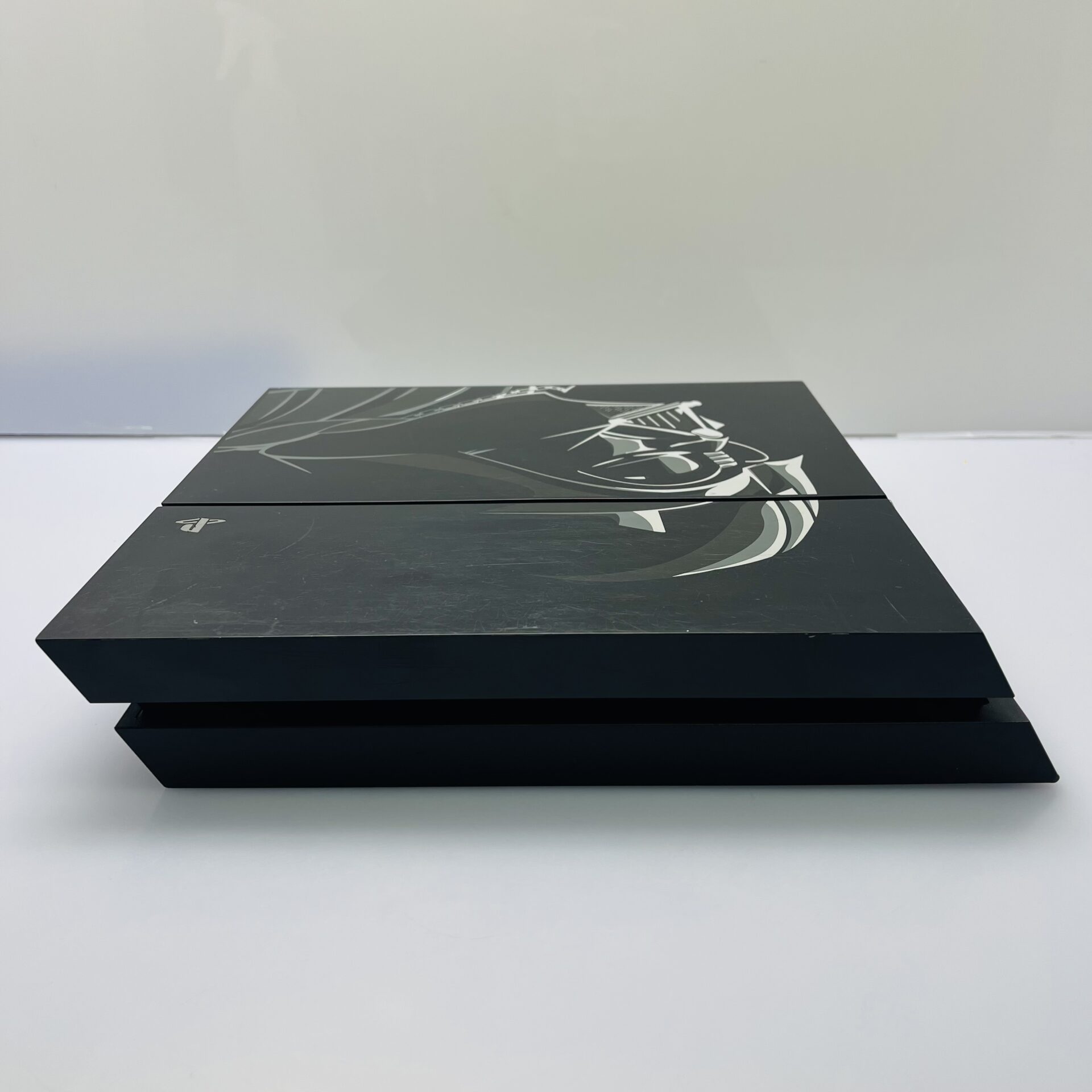 Sony PlayStation 4 500GB Star Wars Darth Vader Limited Edition + Controller + HDMI + Power Cable (Condition: Good) - Image 7