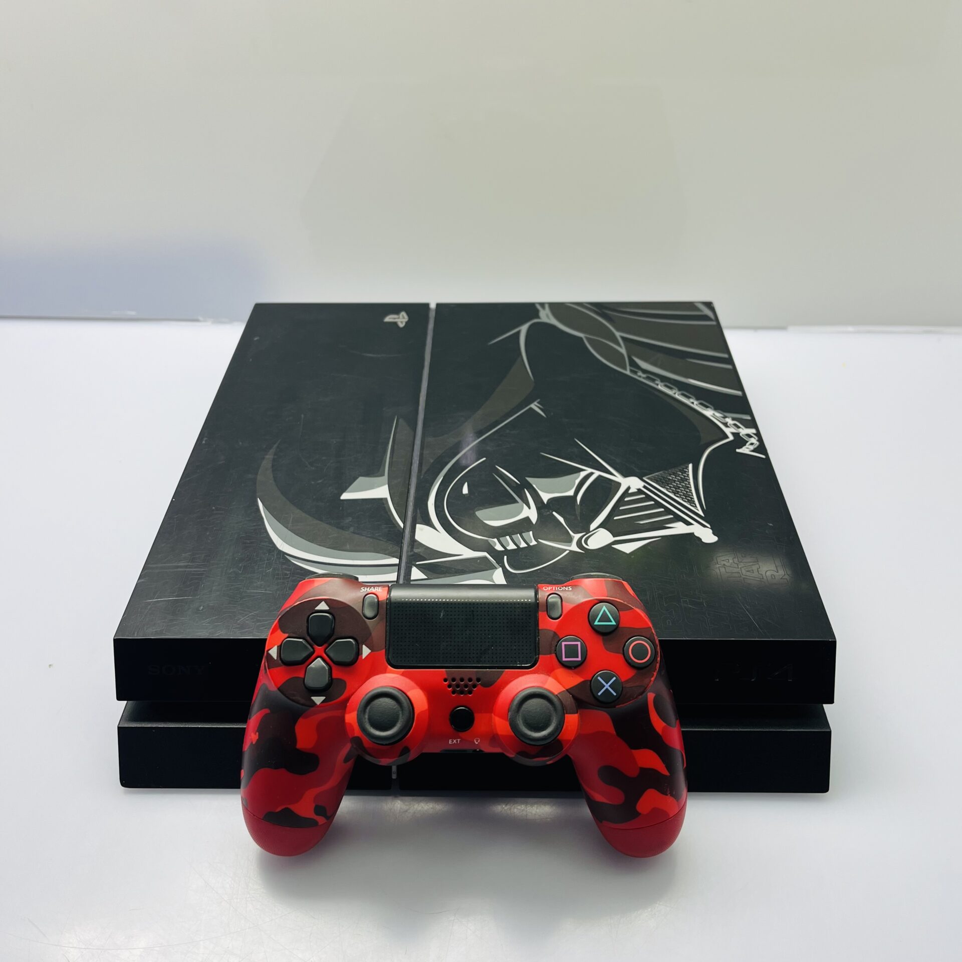 Sony PlayStation 4 500GB Star Wars Darth Vader Limited Edition + Controller + HDMI + Power Cable (Condition: Good) - Image 3