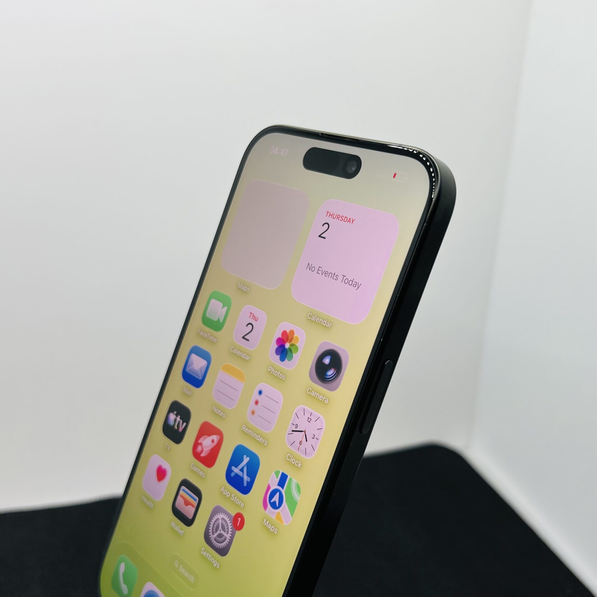 Apple iPhone 15 Pro 256GB Black Titanium (Condition: Good) - Image 7