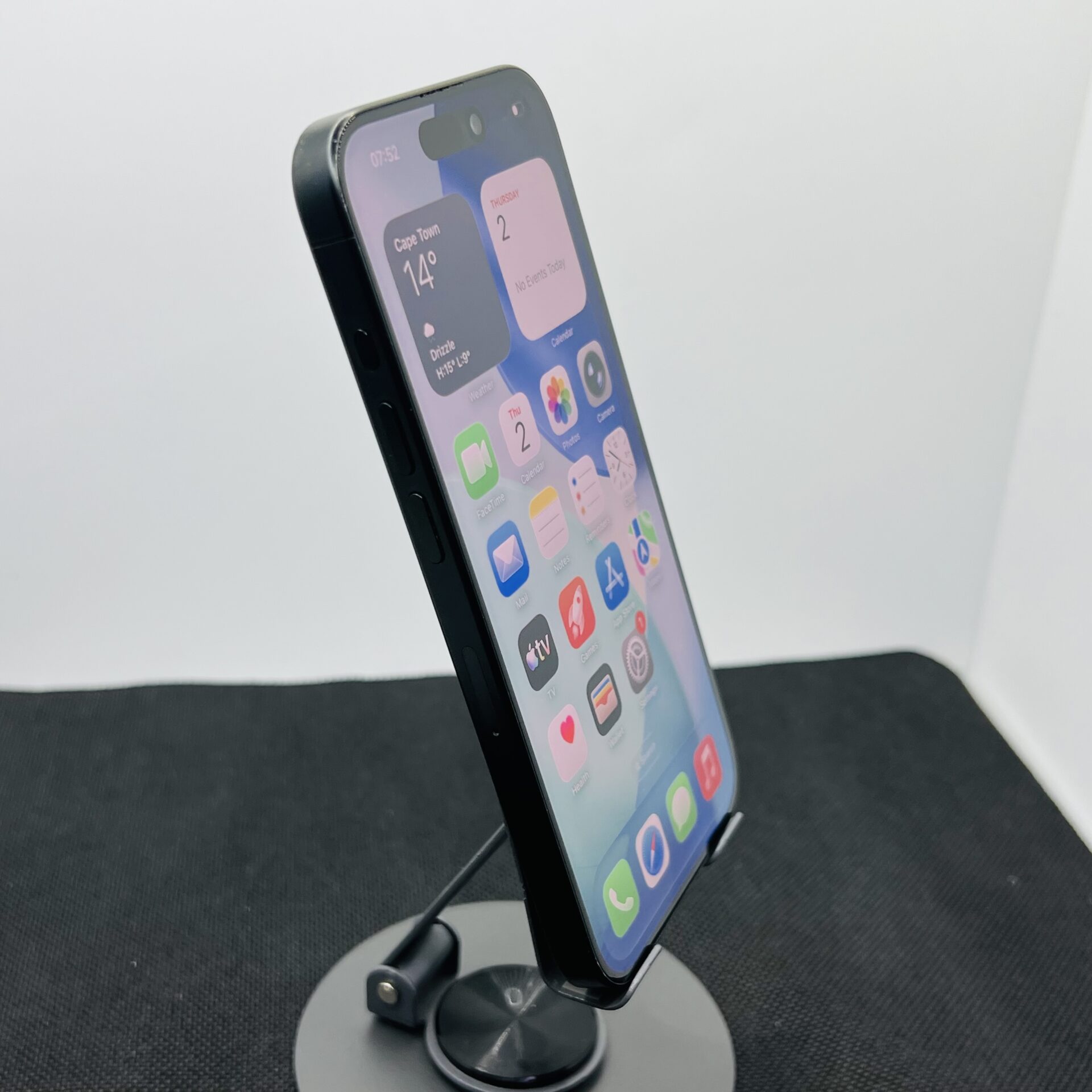 Apple iPhone 15 Pro 128GB Black Titanium (Condition: Good) - Image 3