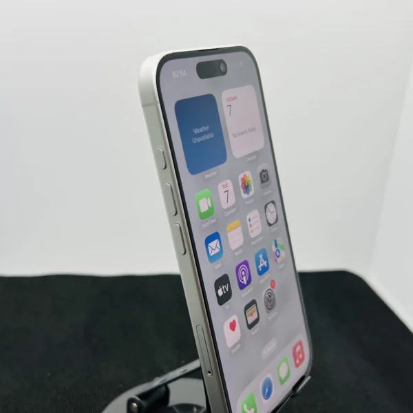 Apple iPhone 16 128GB White (Condition: Excellent) | Epic Deals SA
