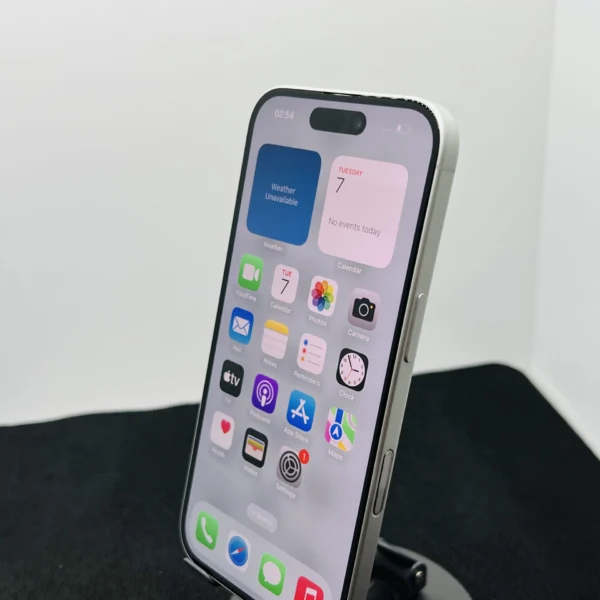 Apple iPhone 16 128GB White (Condition: Excellent) | Epic Deals SA