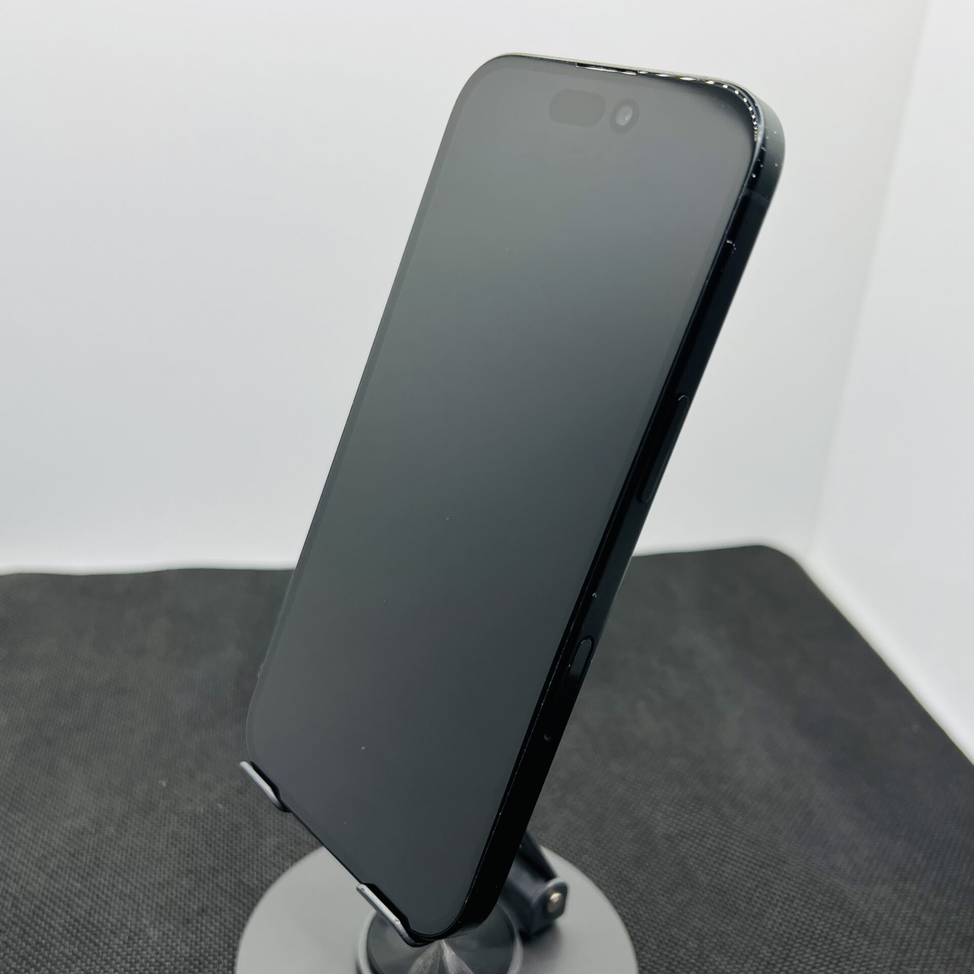 Apple iPhone 16 128GB Black (Condition: Excellent) - Image 7