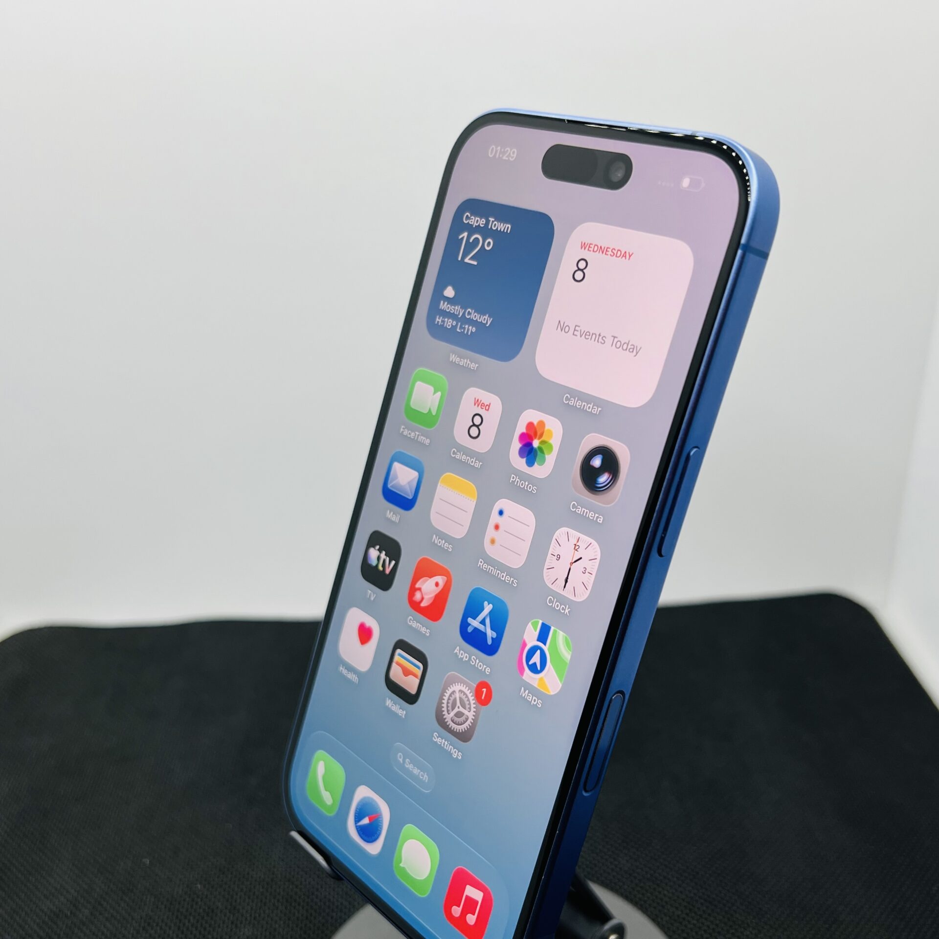 Apple iPhone 16 128GB Ultramarine (Condition: Excellent) - Image 6