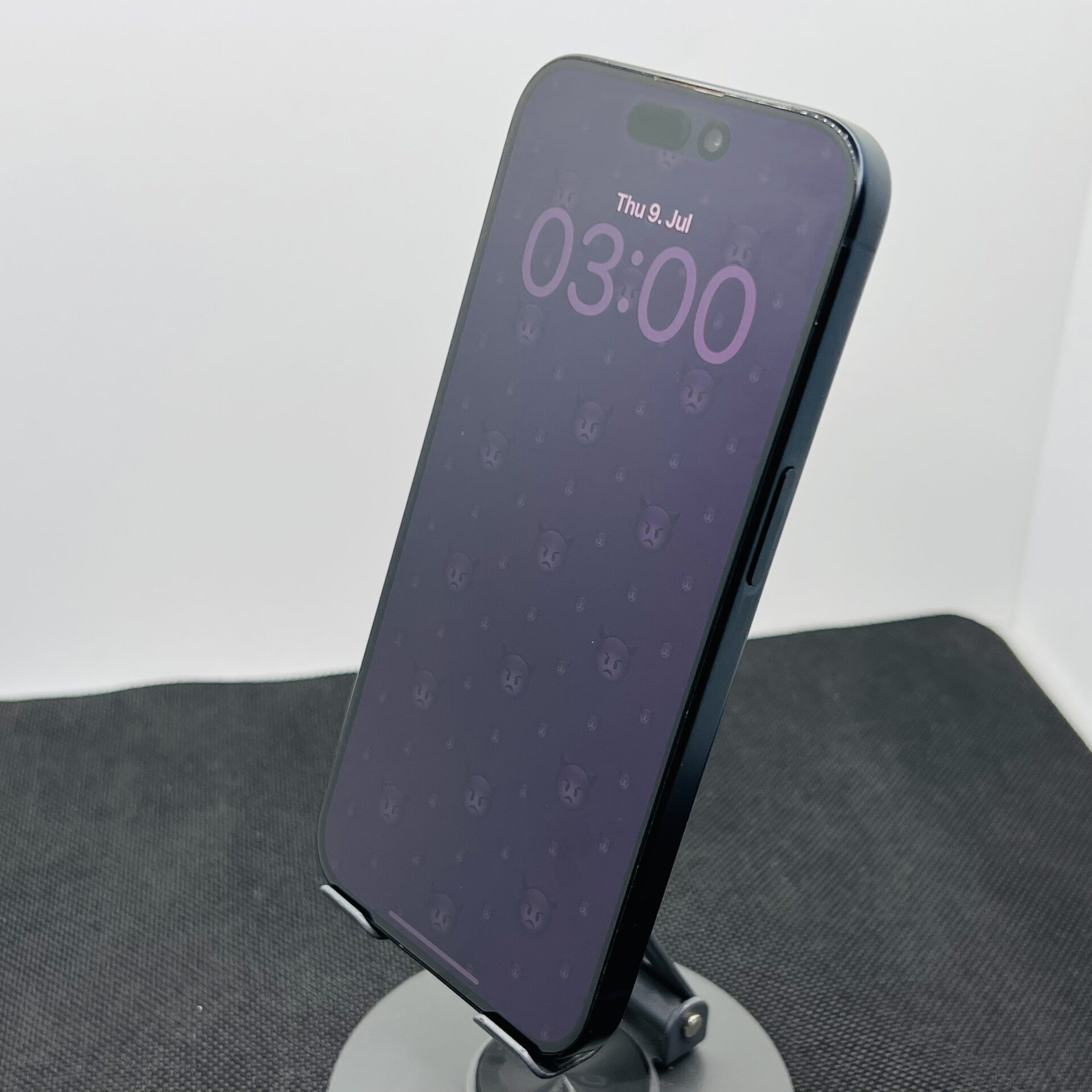 Apple iPhone 15 Pro 256GB Blue Titanium - Shadow Spots on Rear Camera (Condition: Good) - Image 7