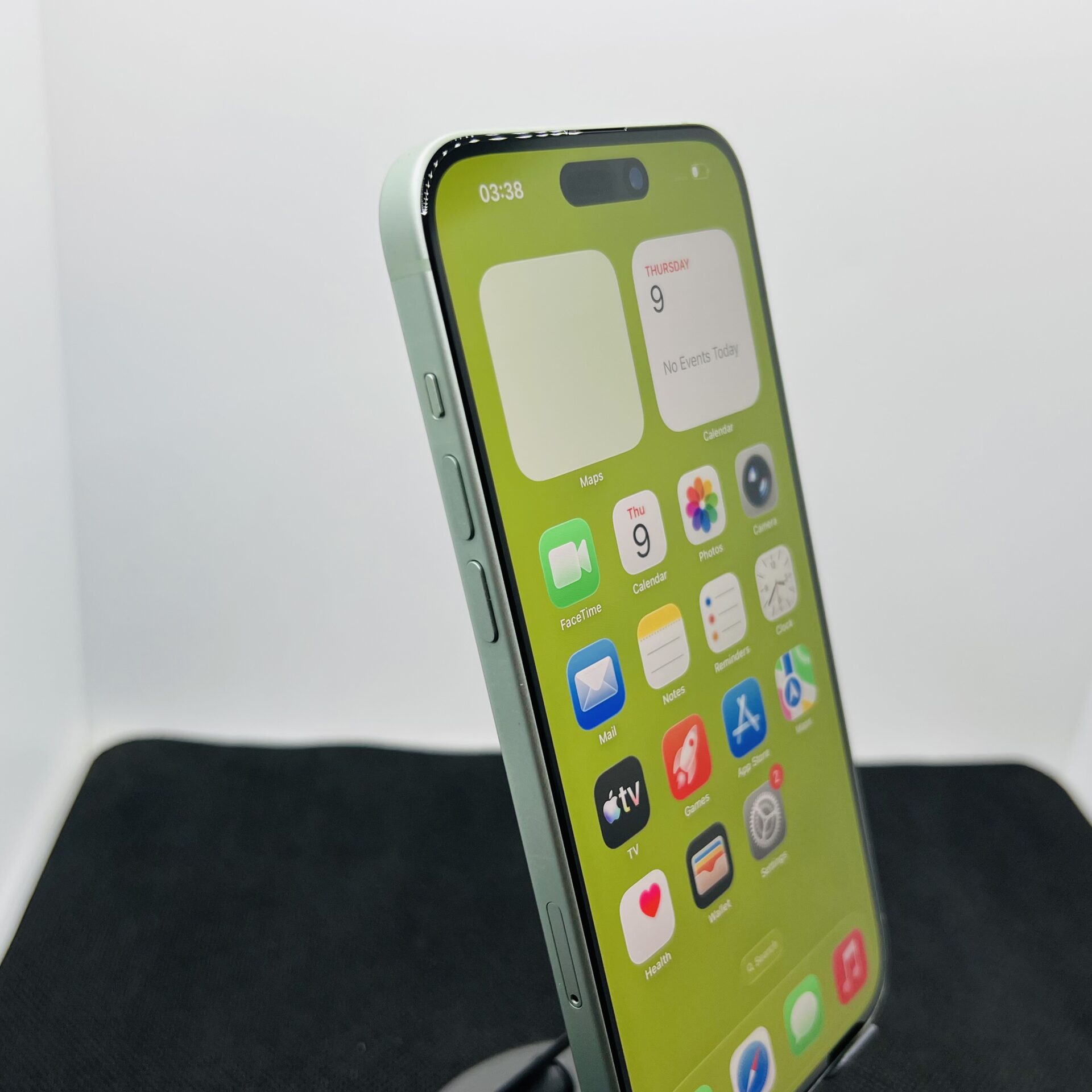 Apple iPhone 15 Plus 256GB Green (Condition: Excellent) - Image 4