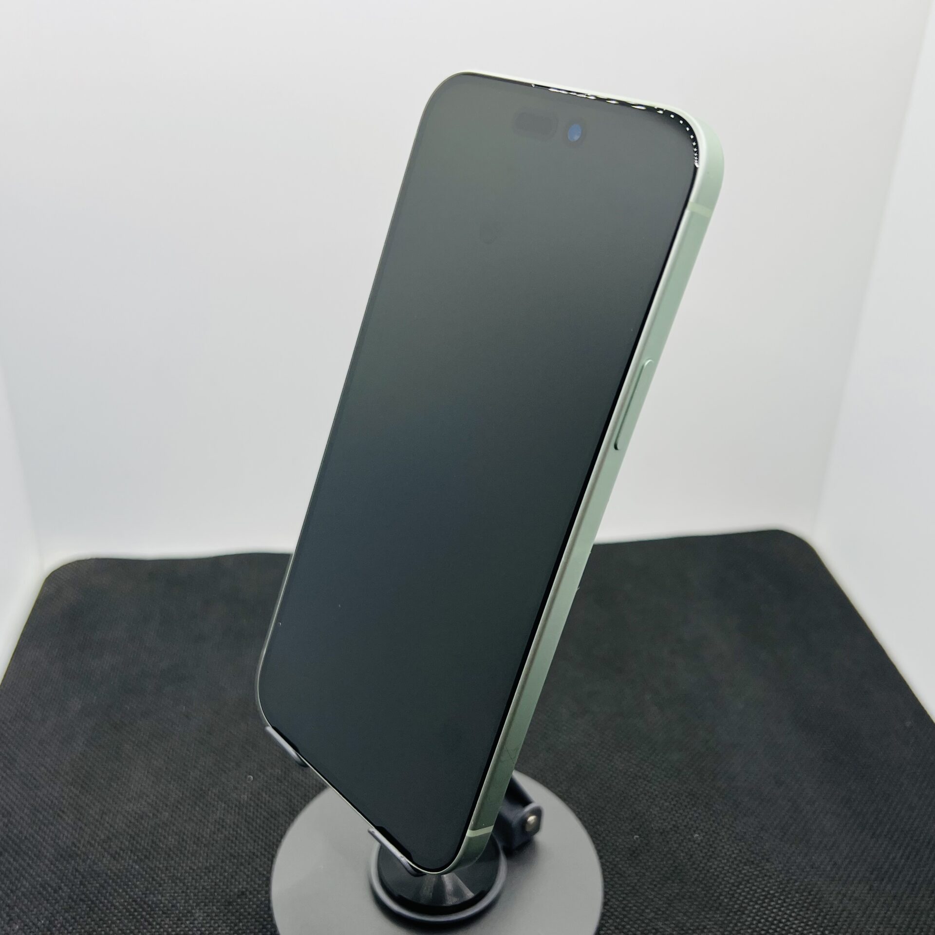 Apple iPhone 15 Plus 256GB Green (Condition: Excellent) - Image 7