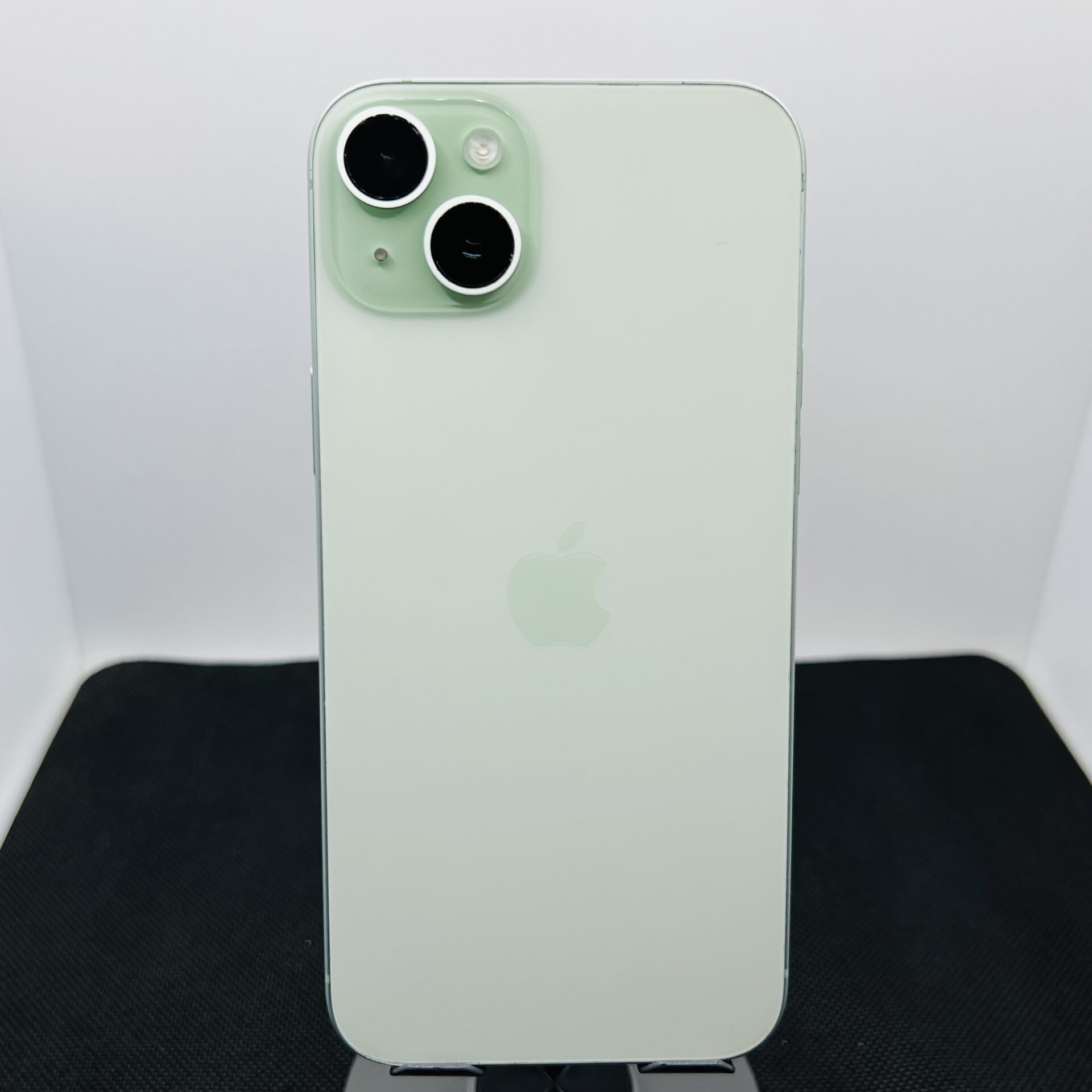 Apple iPhone 15 Plus 256GB Green (Condition: Excellent) - Image 9