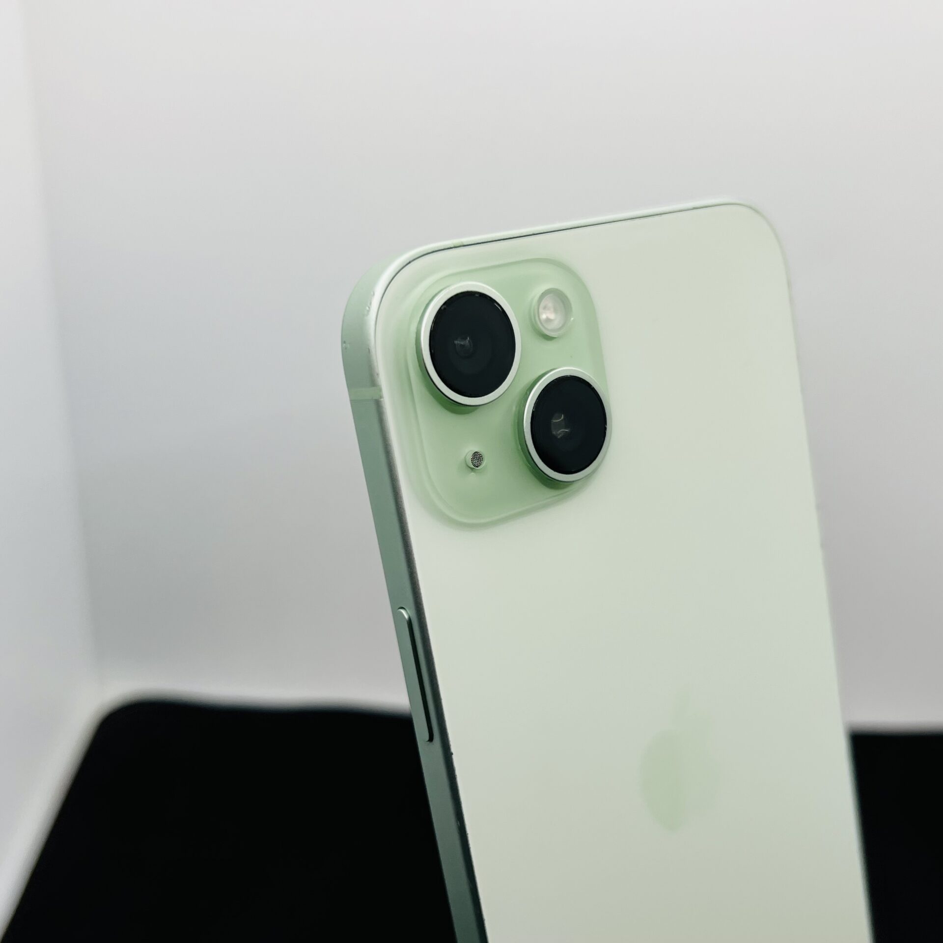 Apple iPhone 15 Plus 256GB Green (Condition: Excellent) - Image 11