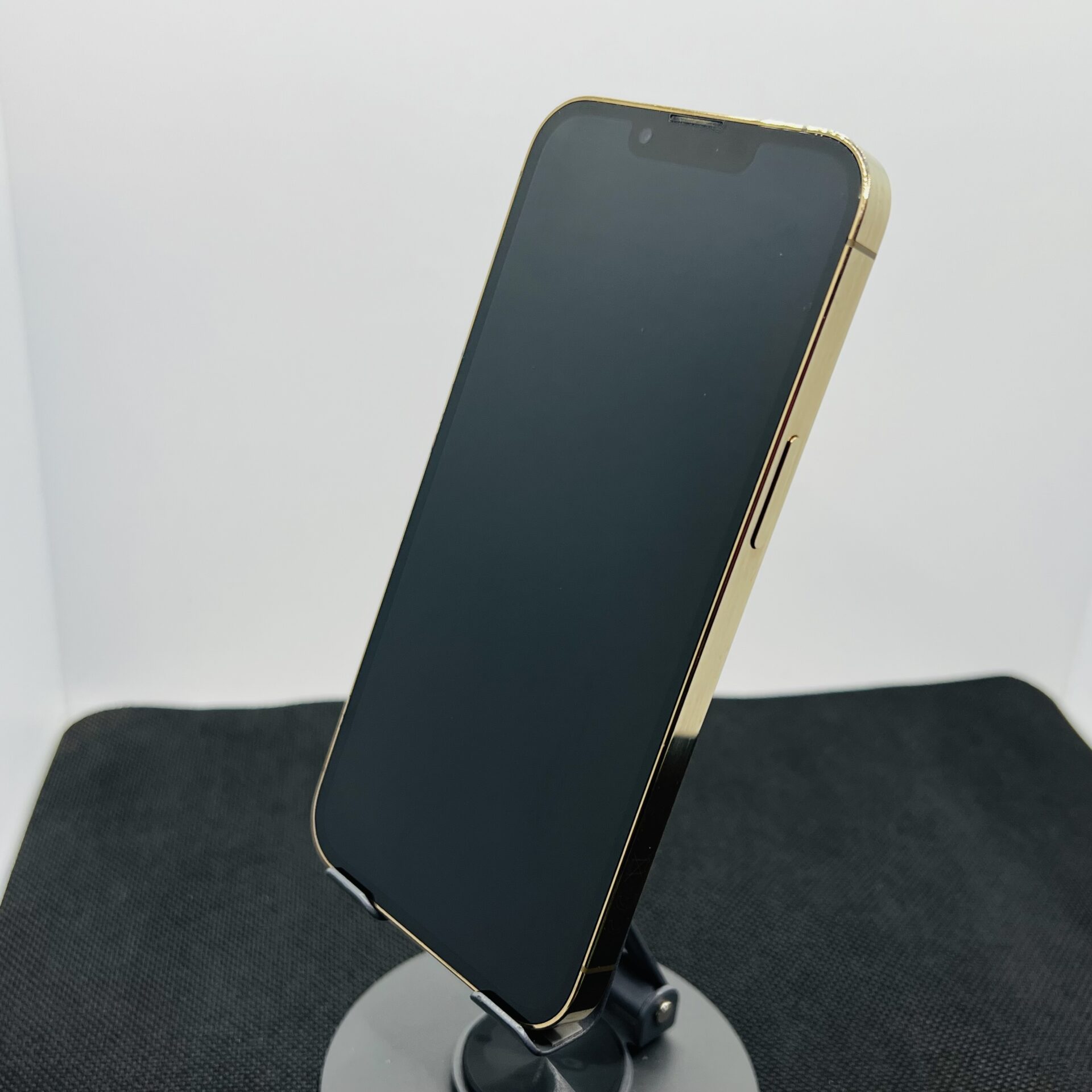 Apple iPhone 13 Pro 256GB Gold (Condition: Good) - Image 7