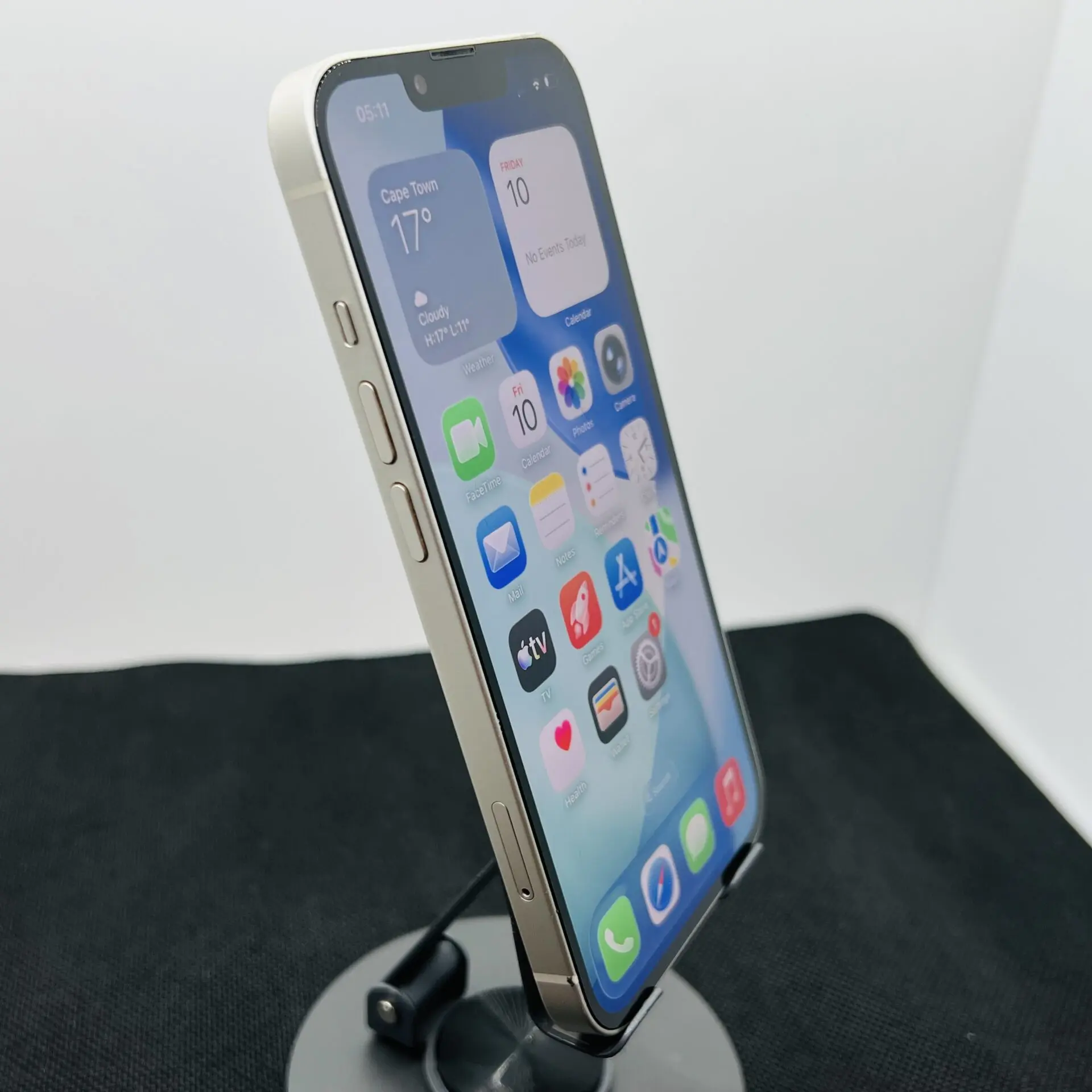Apple iPhone 13 128GB Starlight (Condition: Good) - Image 3