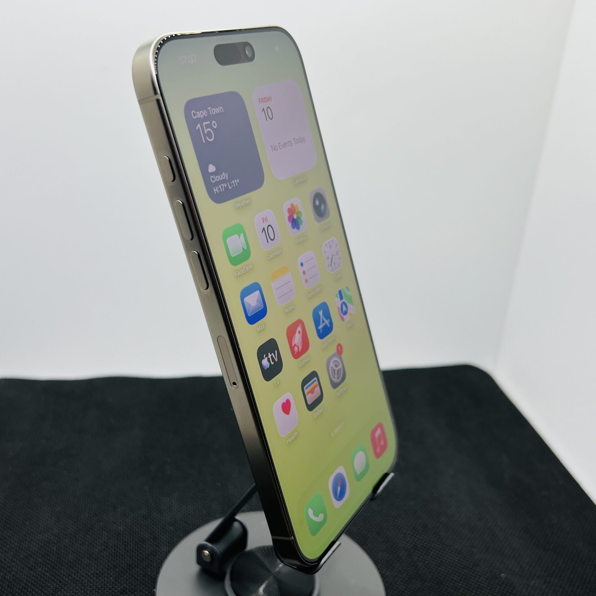Apple iPhone 16 Pro Max 256GB Natural Titanium (Condition: Good) - Image 3
