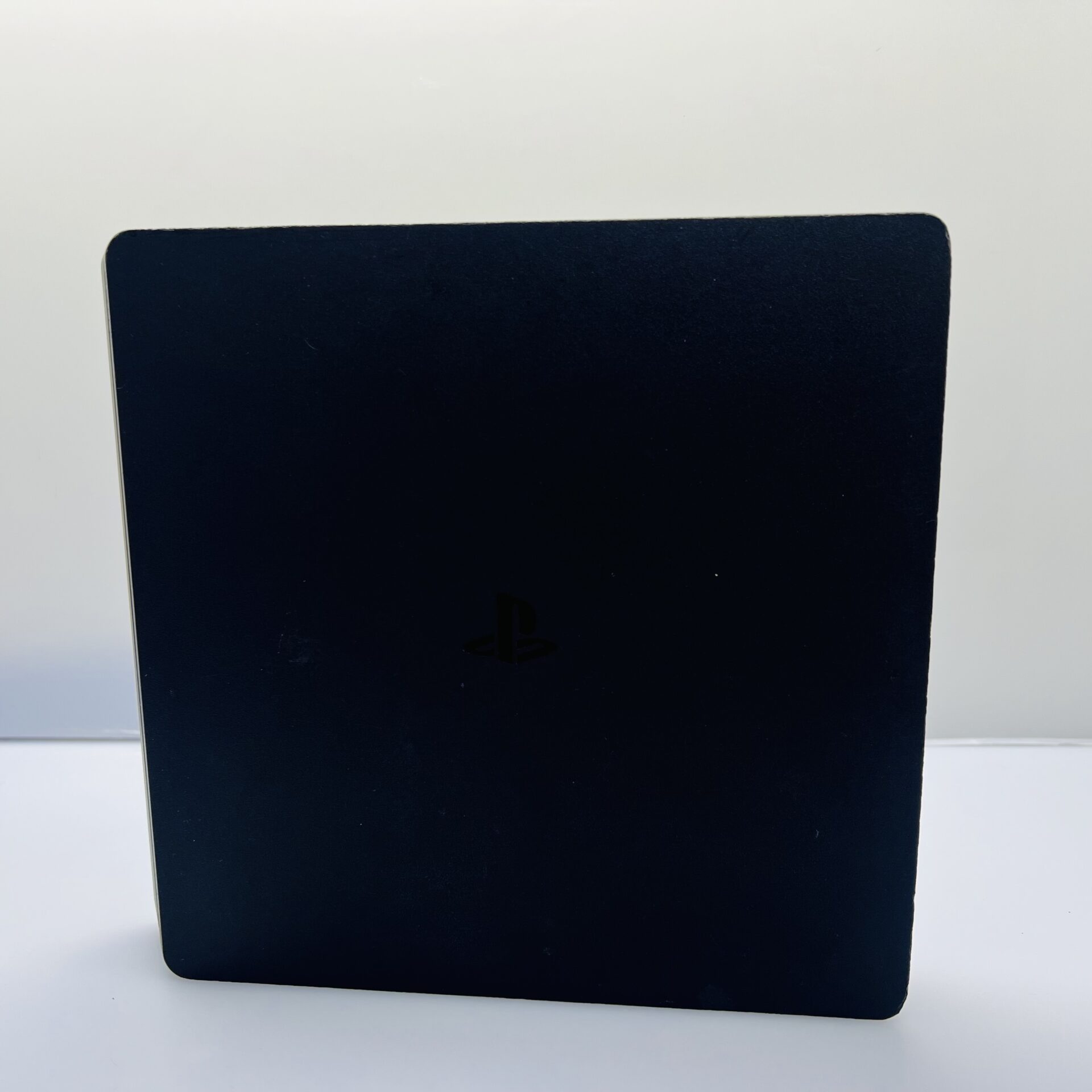 Sony PlayStation 4 Slim 500GB Black (Condition: Good) - Image 2