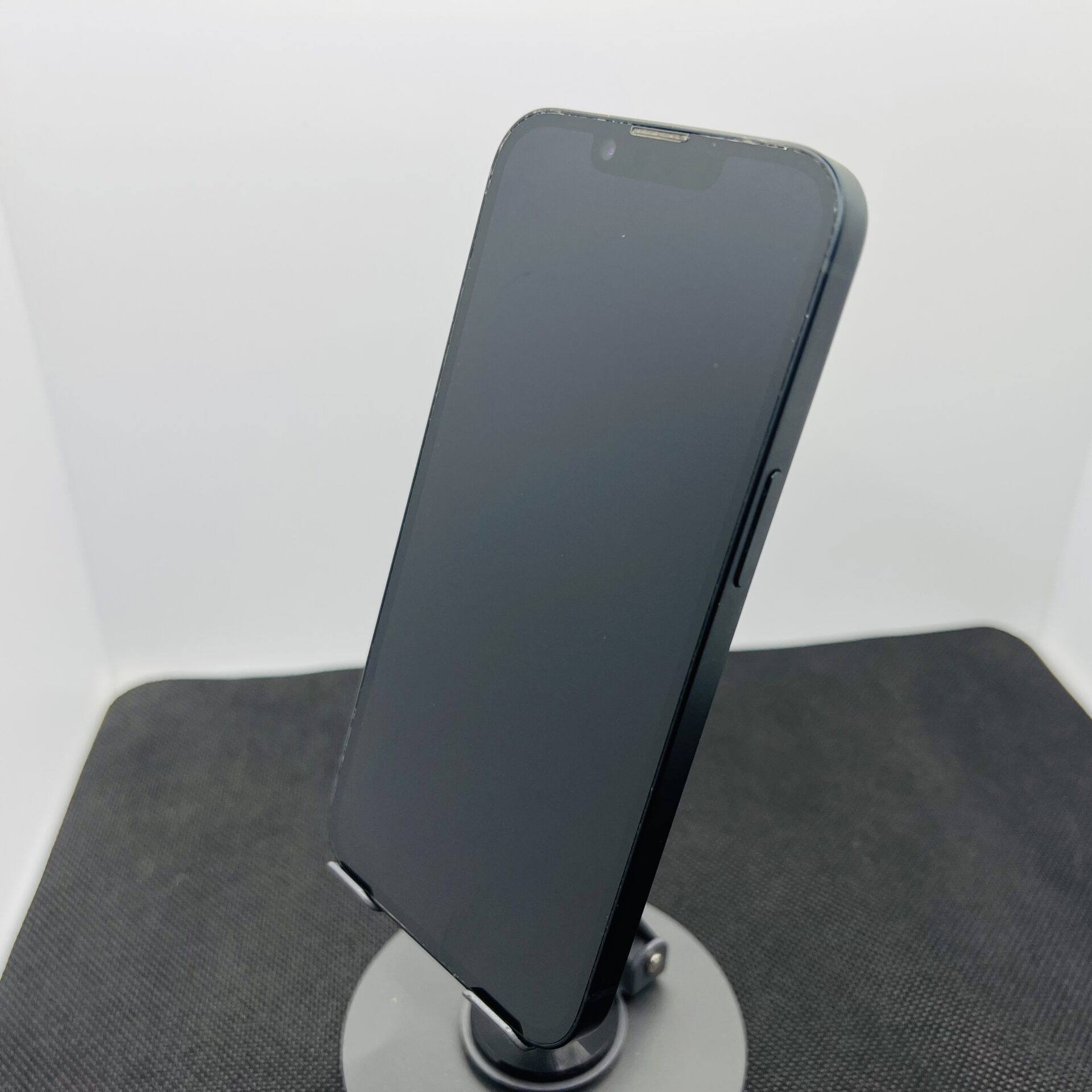 Apple iPhone 14 256GB Midnight (Condition: Good) - Image 7