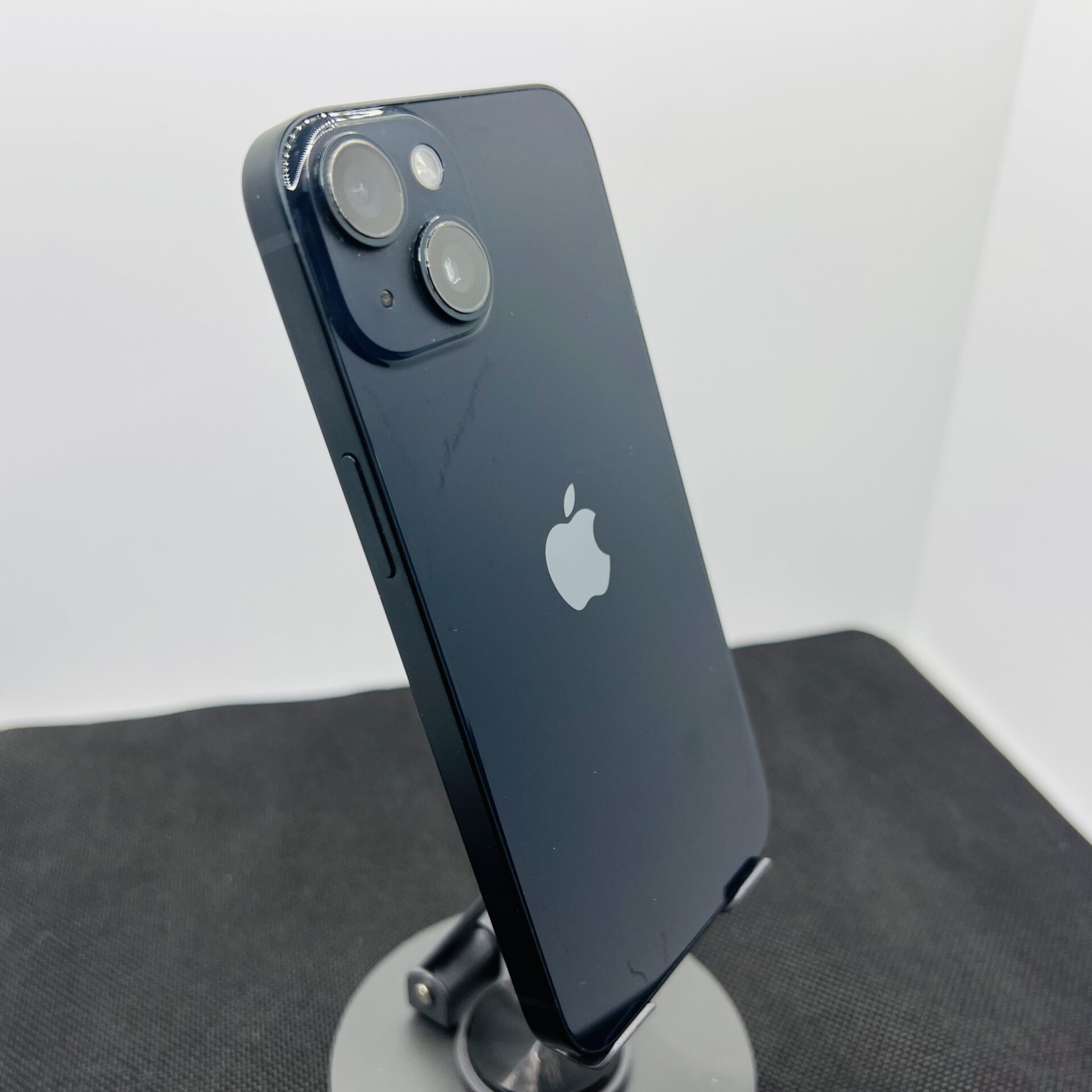 Apple iPhone 14 256GB Midnight (Condition: Good) - Image 8