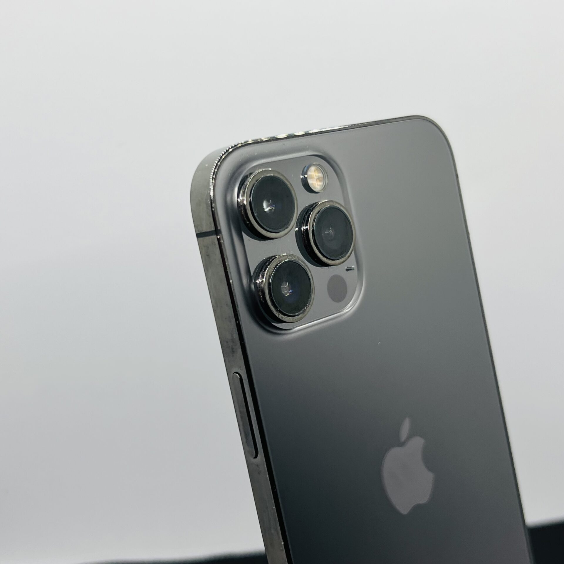 Apple iPhone 12 Pro Max 128GB Graphite - Shadow Spots on Rear Camera (Condition: Good) - Image 10
