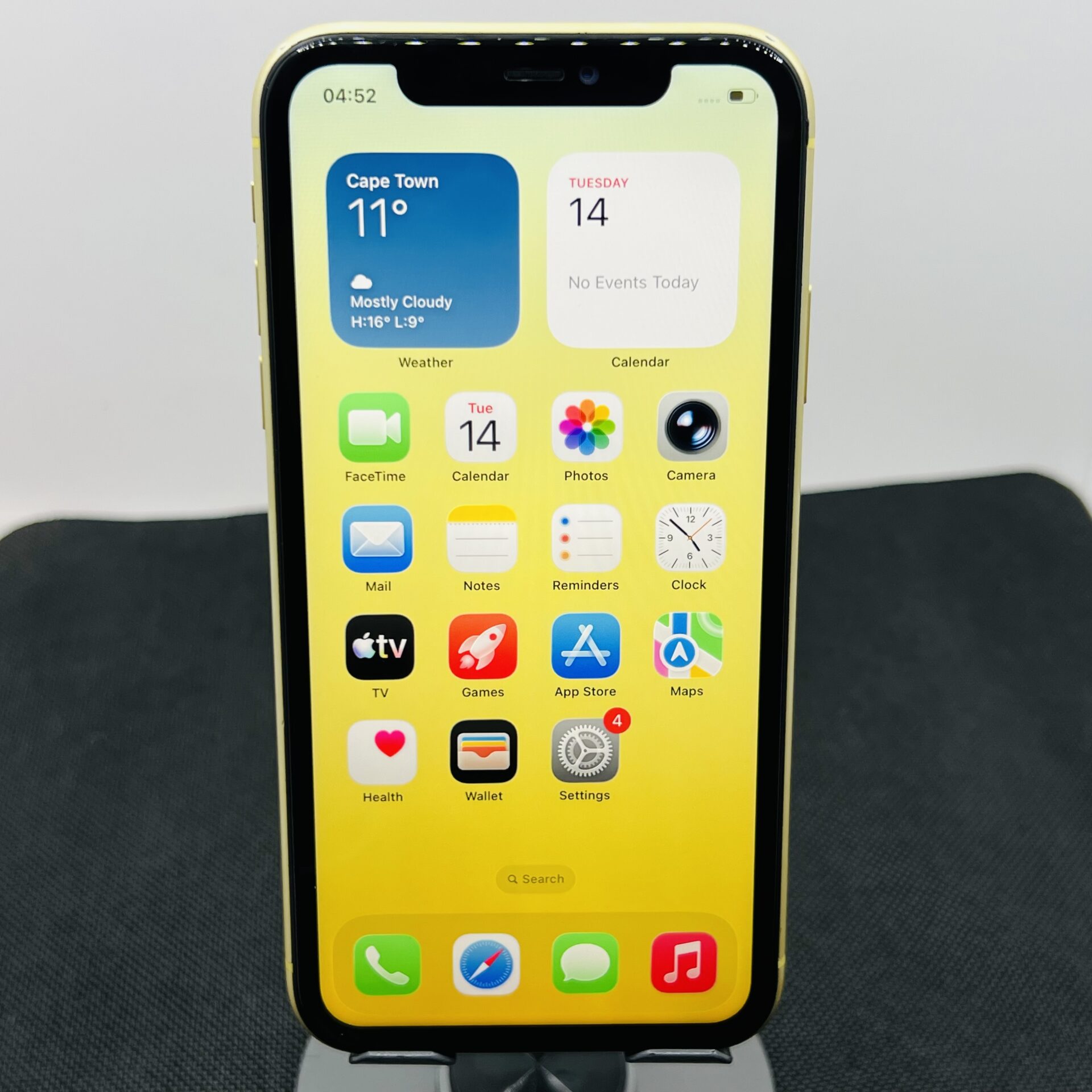 Apple iPhone 11 64GB Yellow - Face ID Not Working (Condition: Good) - Image 2