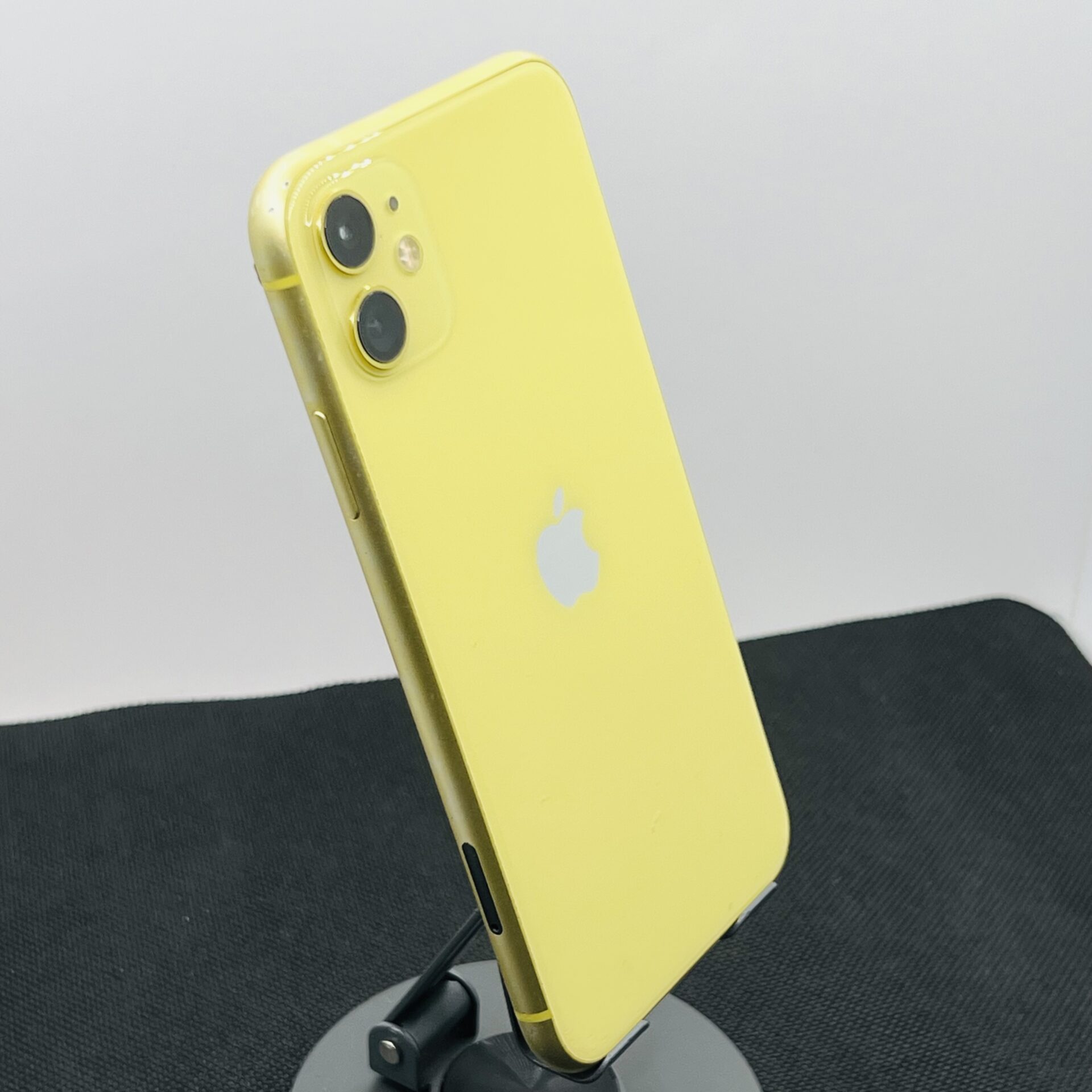 Apple iPhone 11 64GB Yellow - Face ID Not Working (Condition: Good) - Image 10