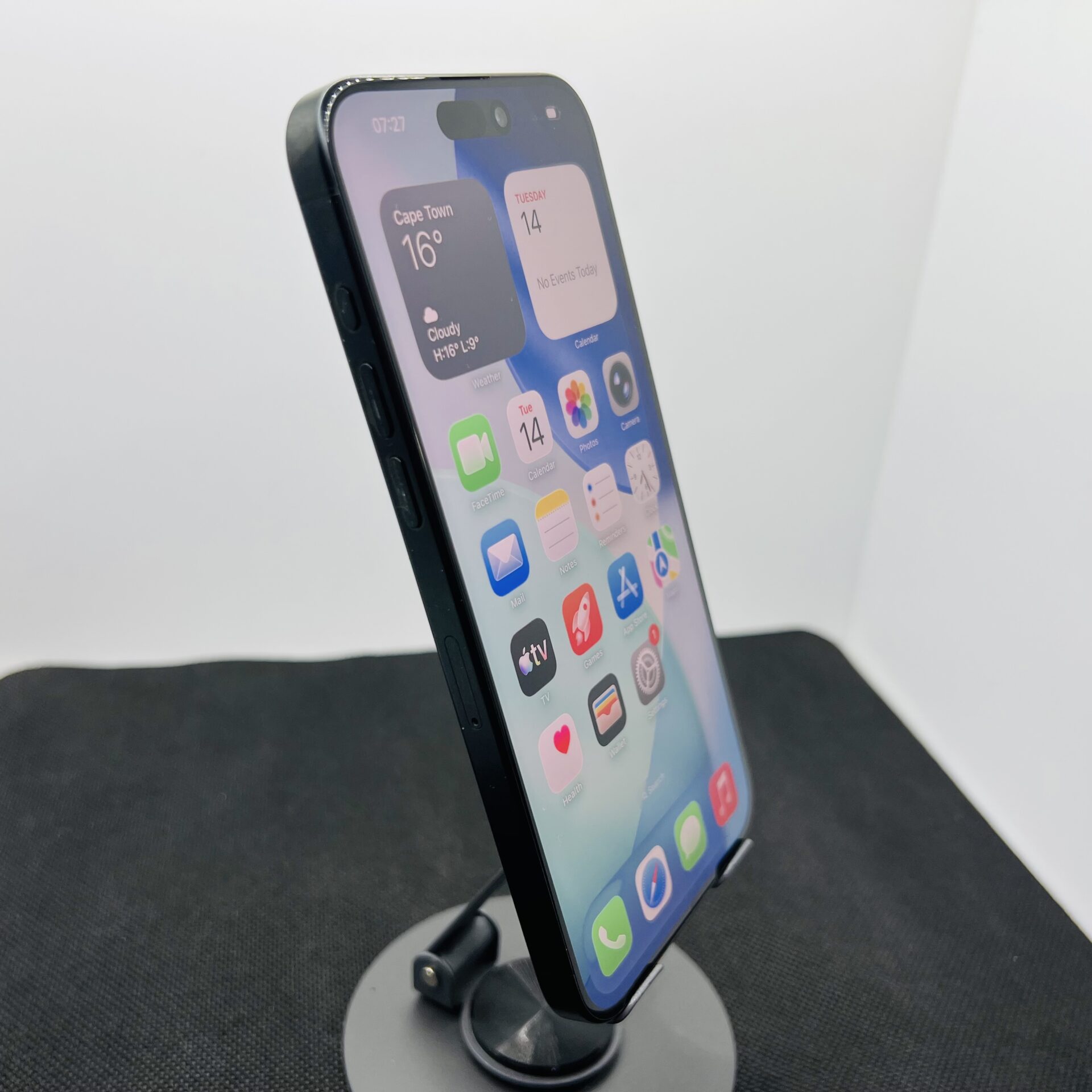 Apple iPhone 15 Pro Max 256GB Black Titanium (Condition: Good) - Image 3