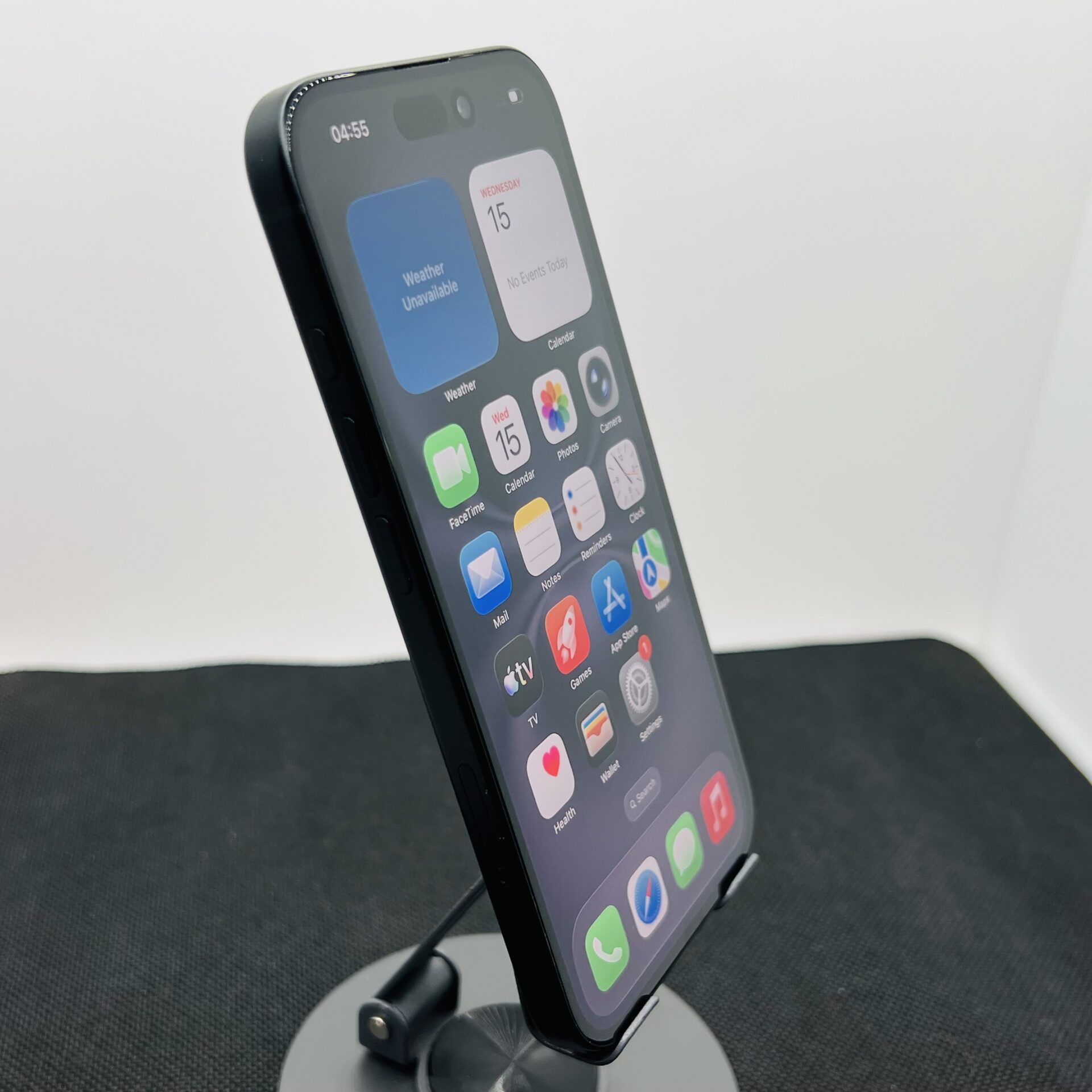 Apple iPhone 16 128GB Black (Condition: Good) - Image 6