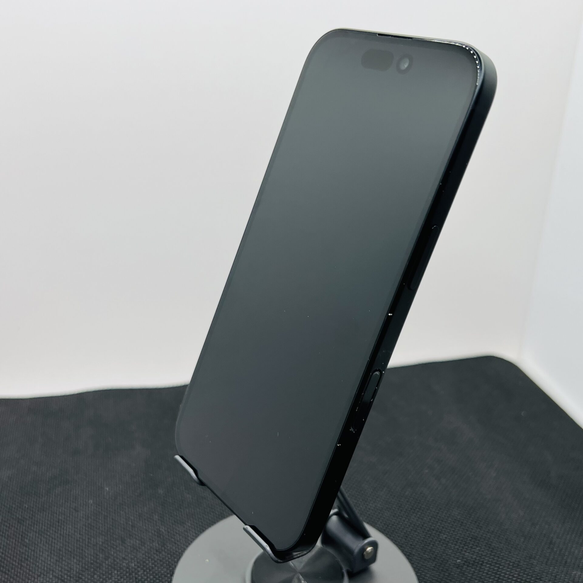 Apple iPhone 16 128GB Black (Condition: Good) - Image 7
